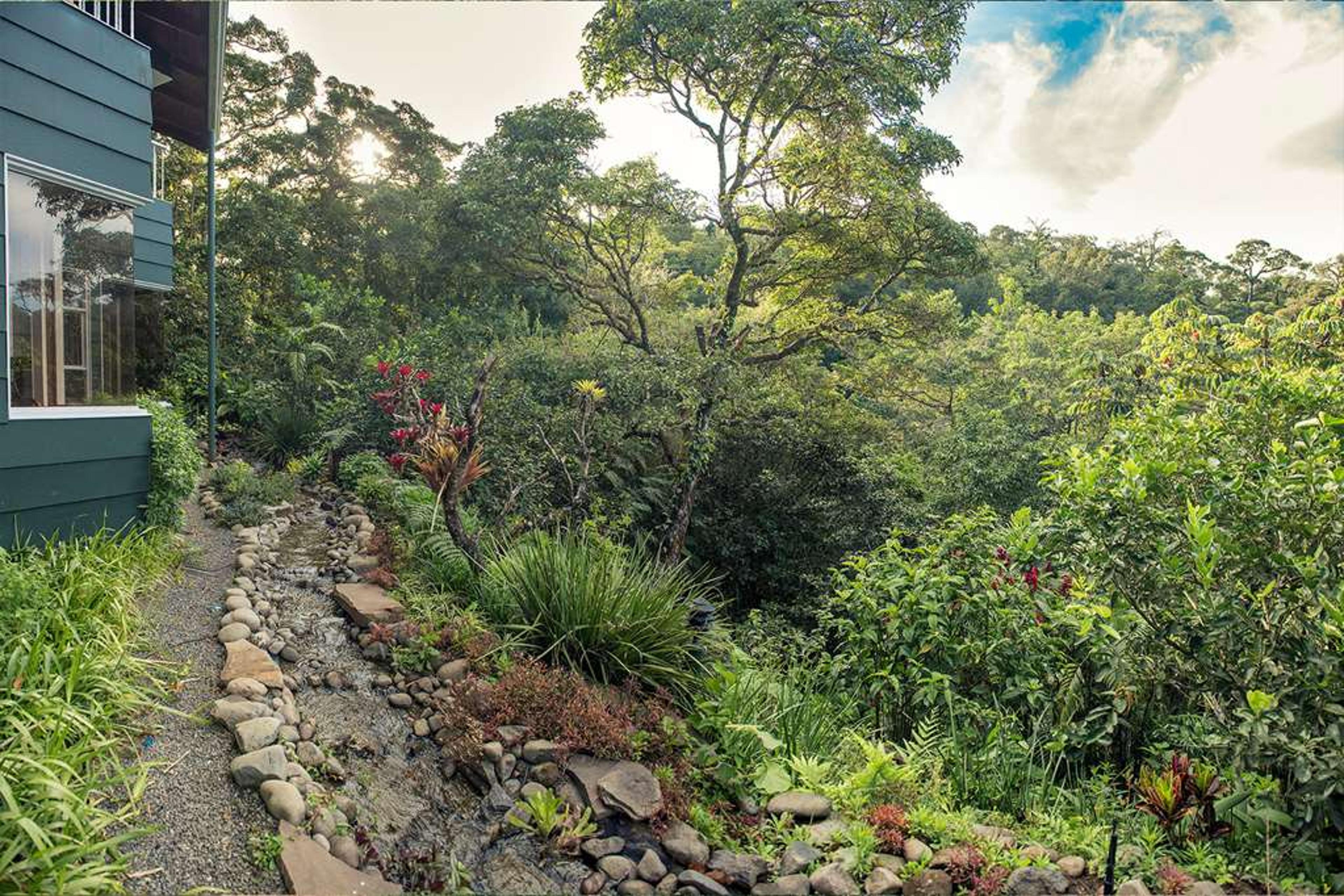 MONTEVERDE LODGE