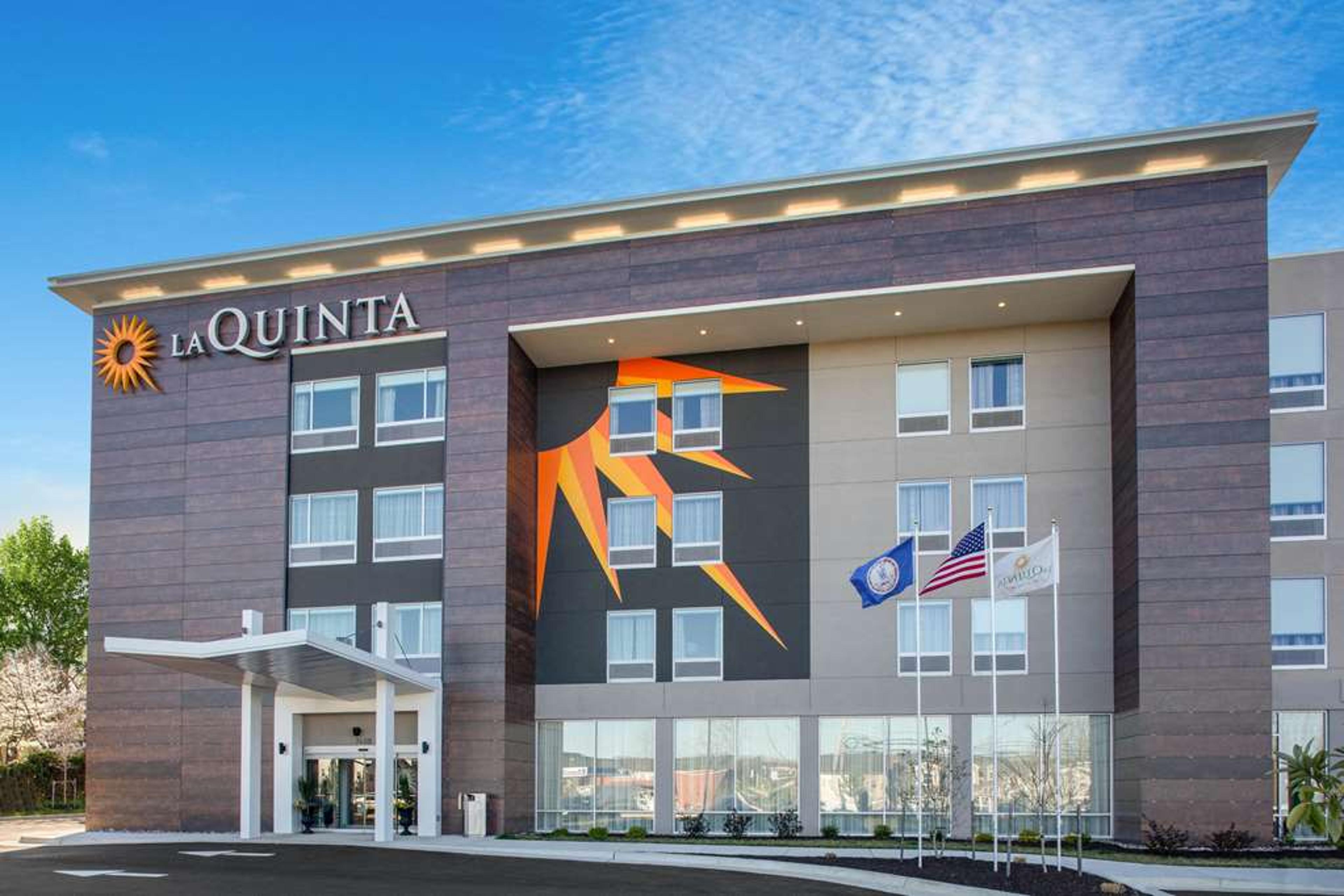LA QUINTA INN & SUITES BY WYNDHAM M