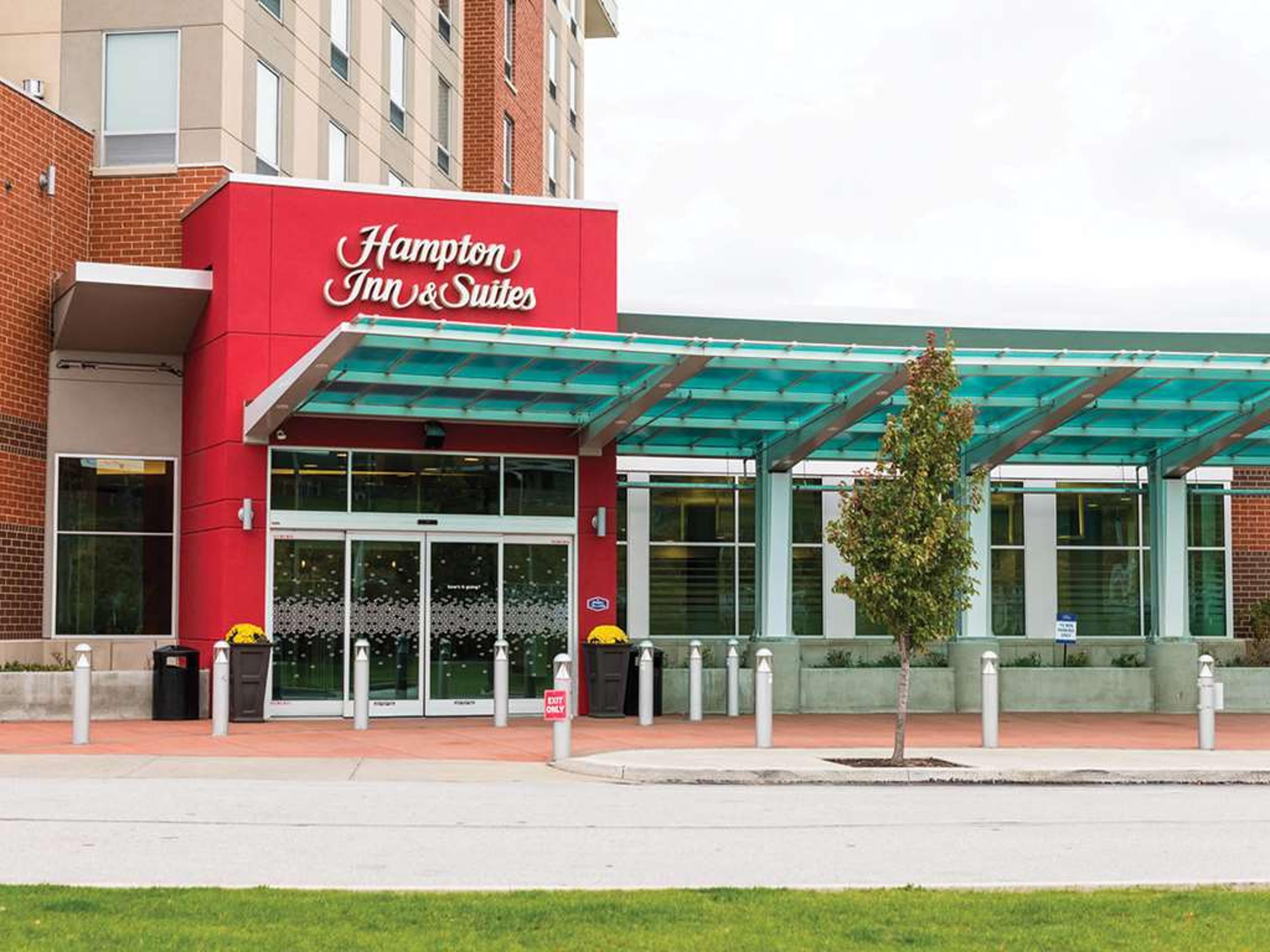 HAMPTON INN AND STES ERIE/BAYFRONT