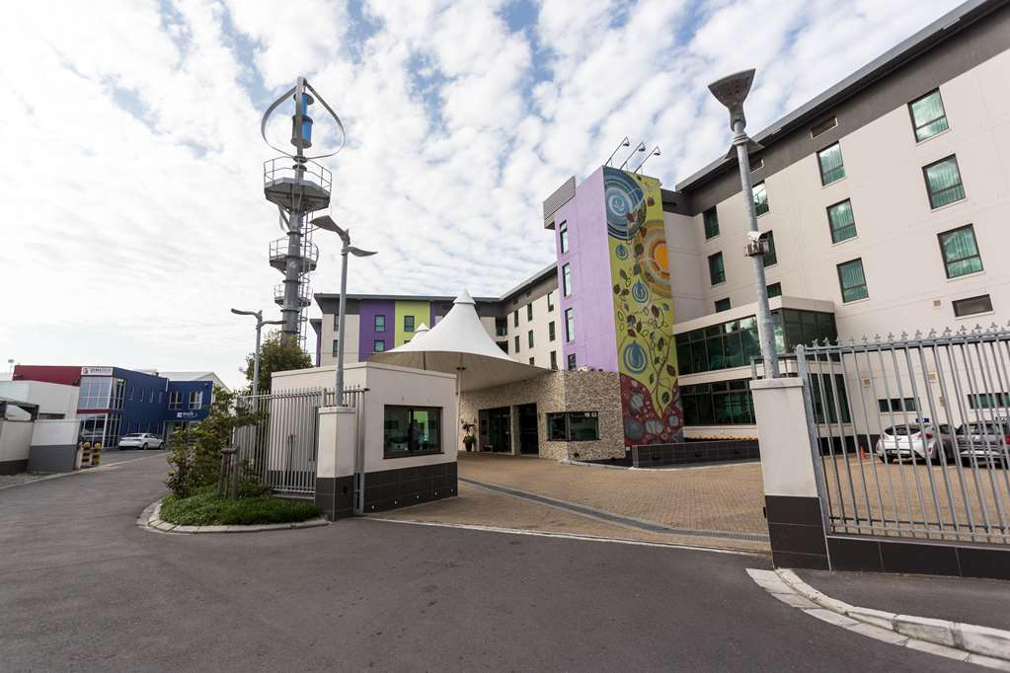 HOTEL VERDE CAPE TOWN INTERNATIONAL