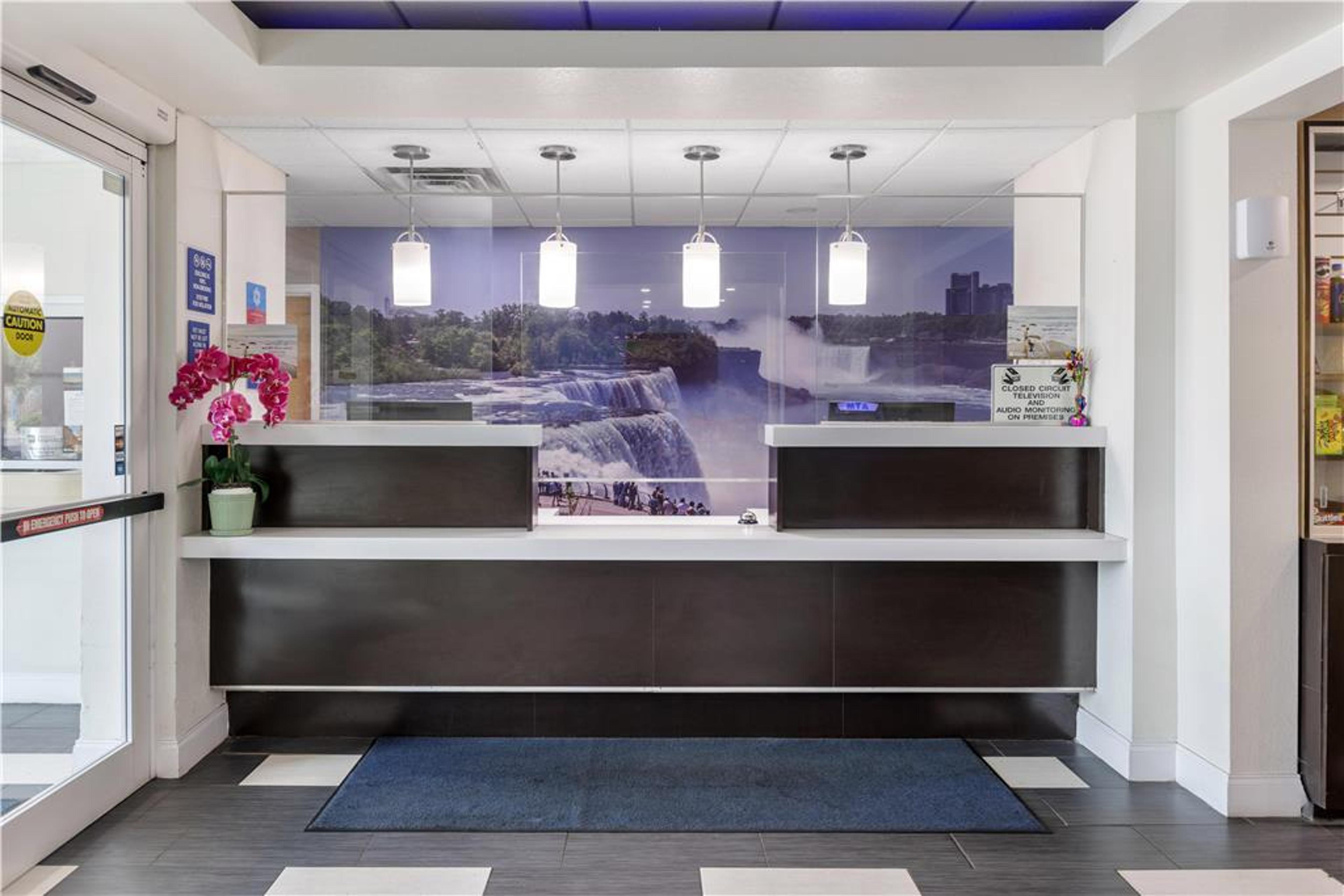 SureStay Plus by Best Western Niagara Falls East