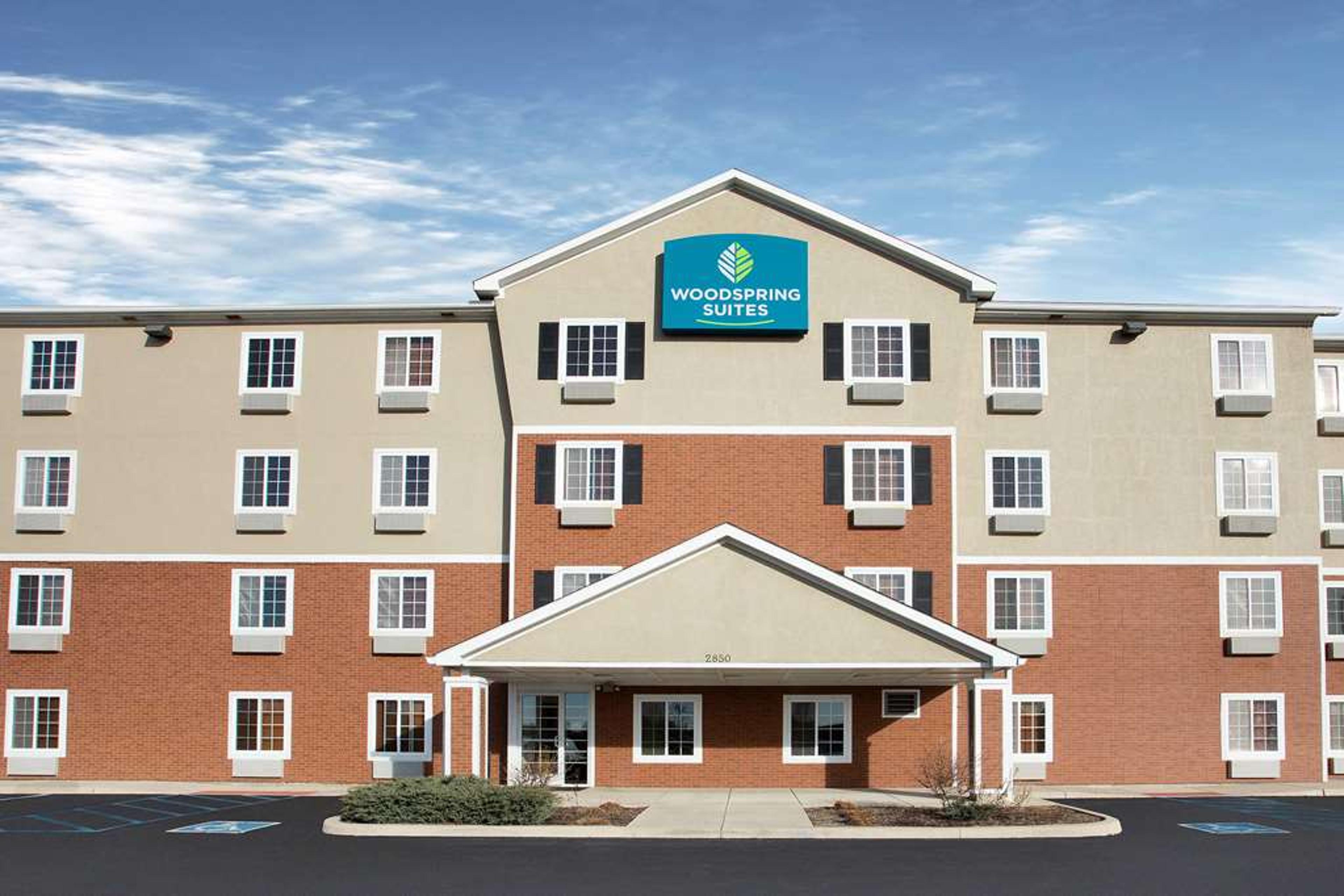 WOODSPRING SUITES FORT WAYNE