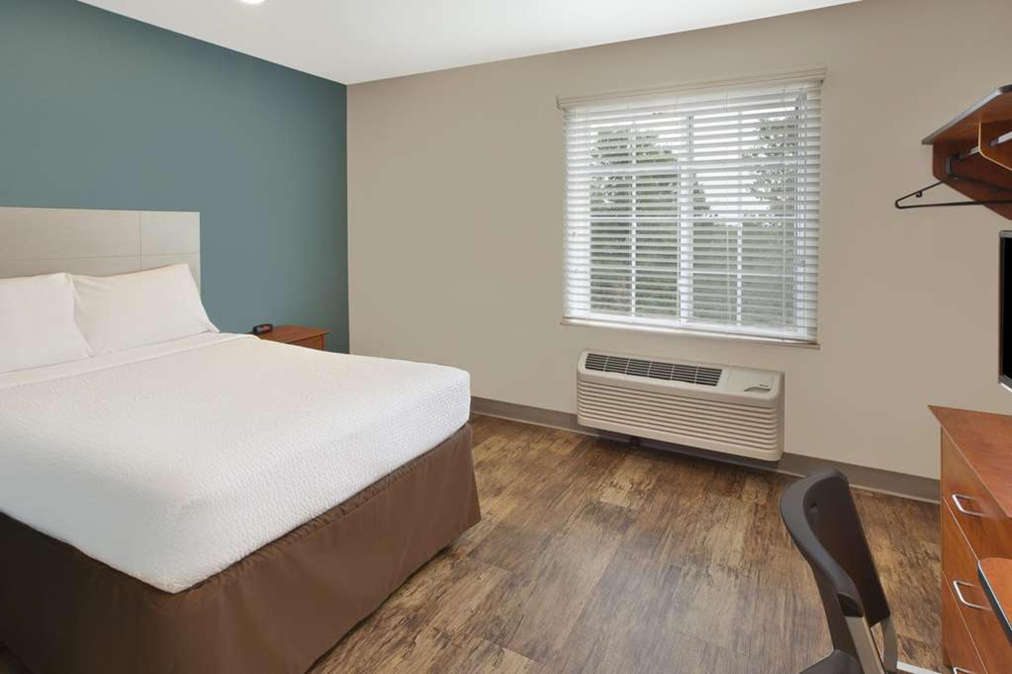 WOODSPRING SUITES ST LOUIS ST CHARL