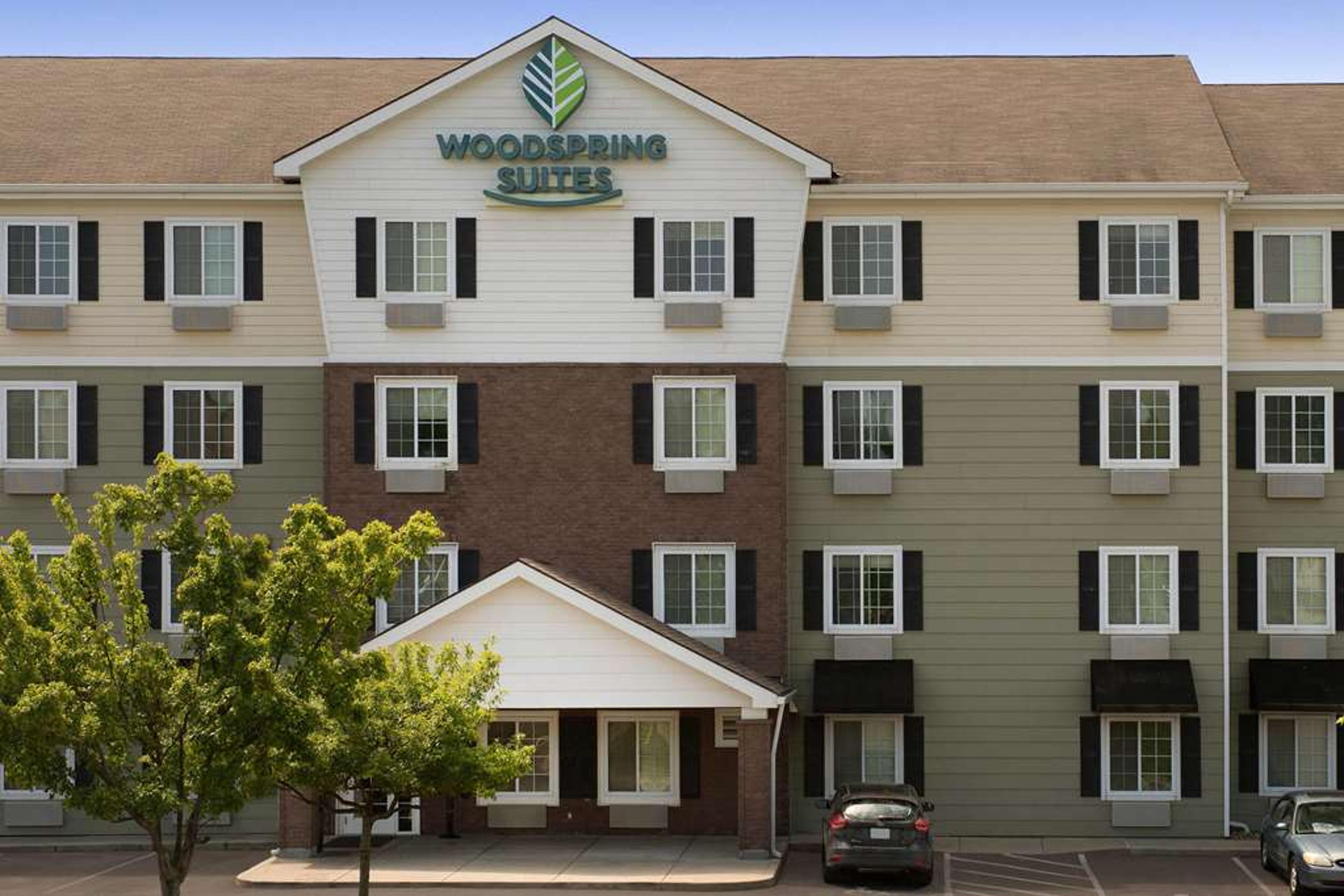WOODSPRING SUITES KANSAS CITY LIBER
