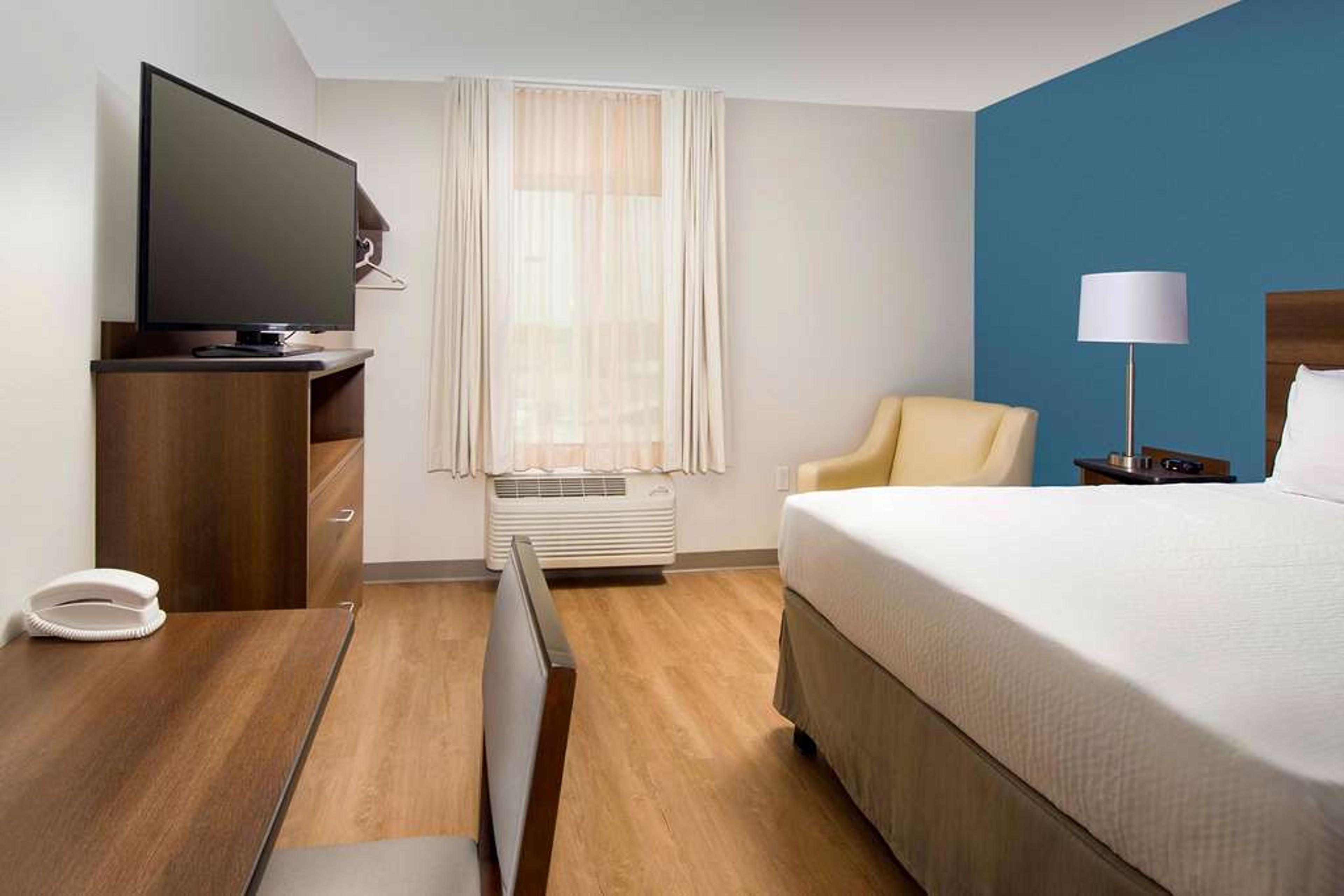 WOODSPRING SUITES FARGO NORTH NEAR