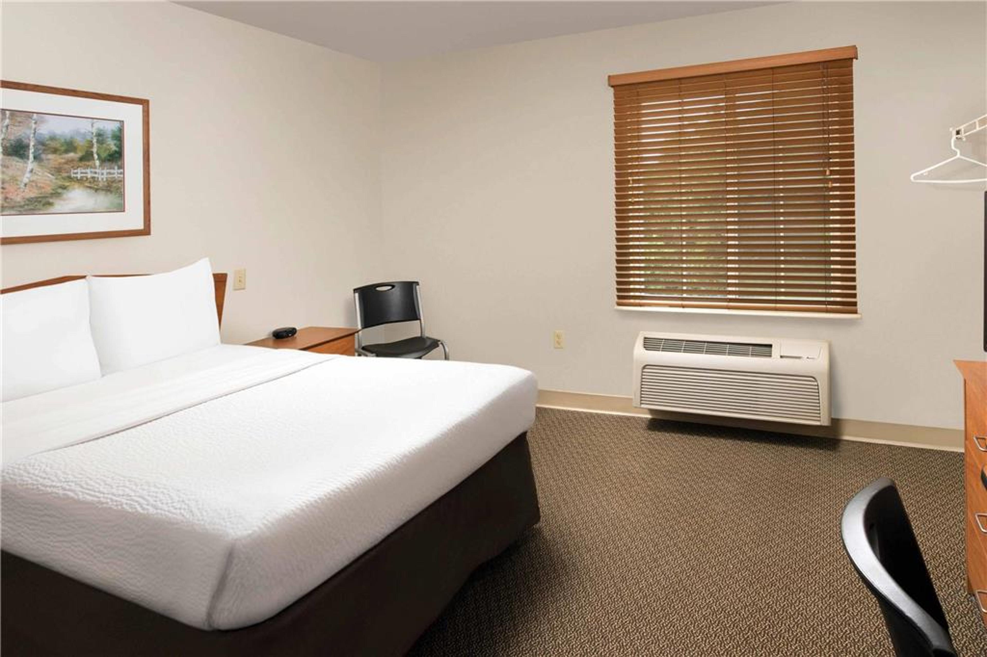 WOODSPRING SUITES SPARTANBURG - DUN