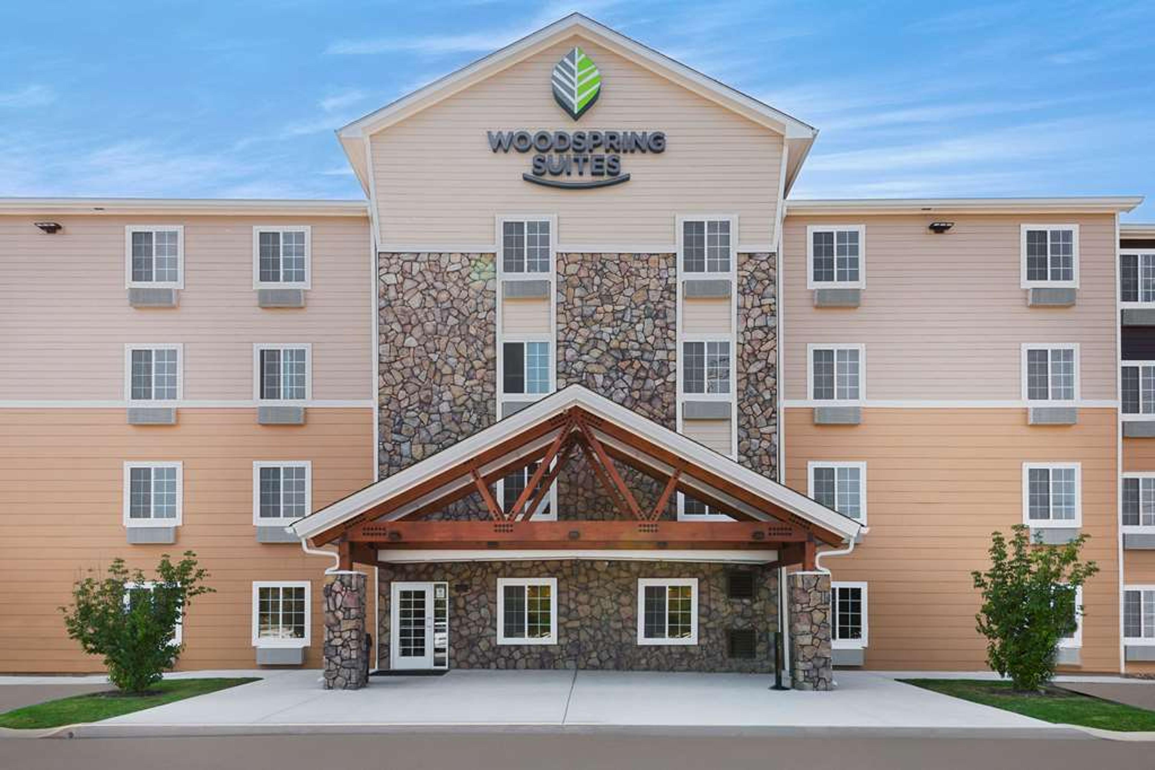 WOODSPRING SUITES CHATTANOOGA