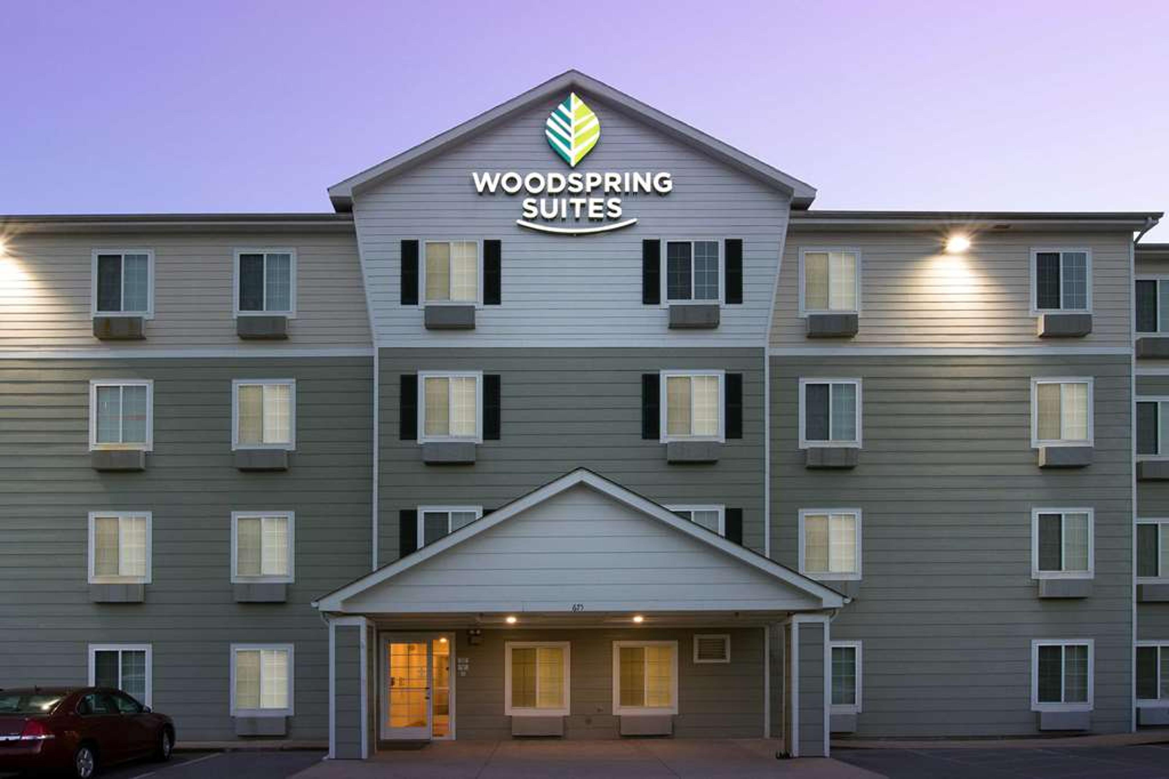 WOODSPRING SUITES CLARKSVILLE FT CA