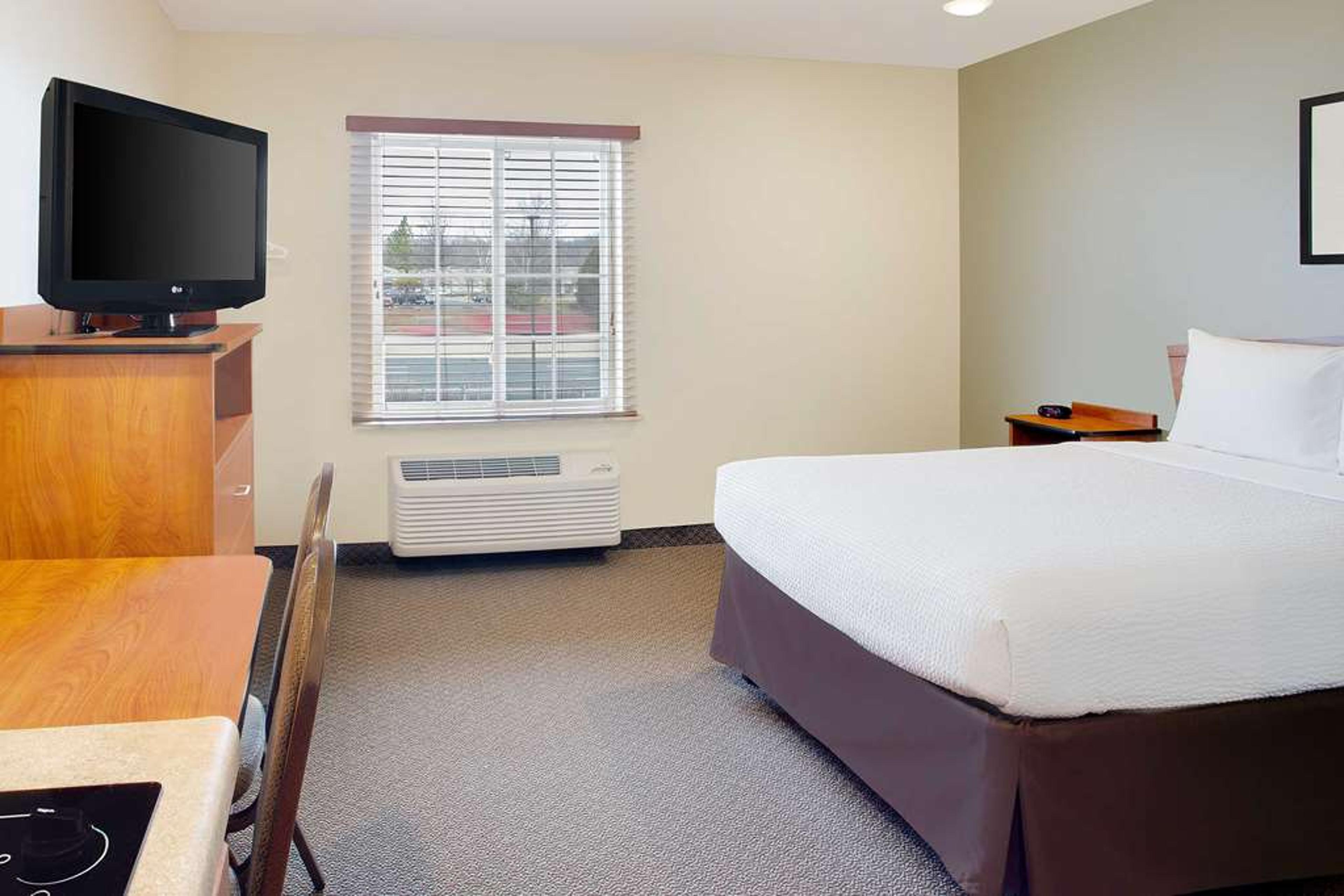 WOODSPRING SUITES MANASSAS BATTLEFI