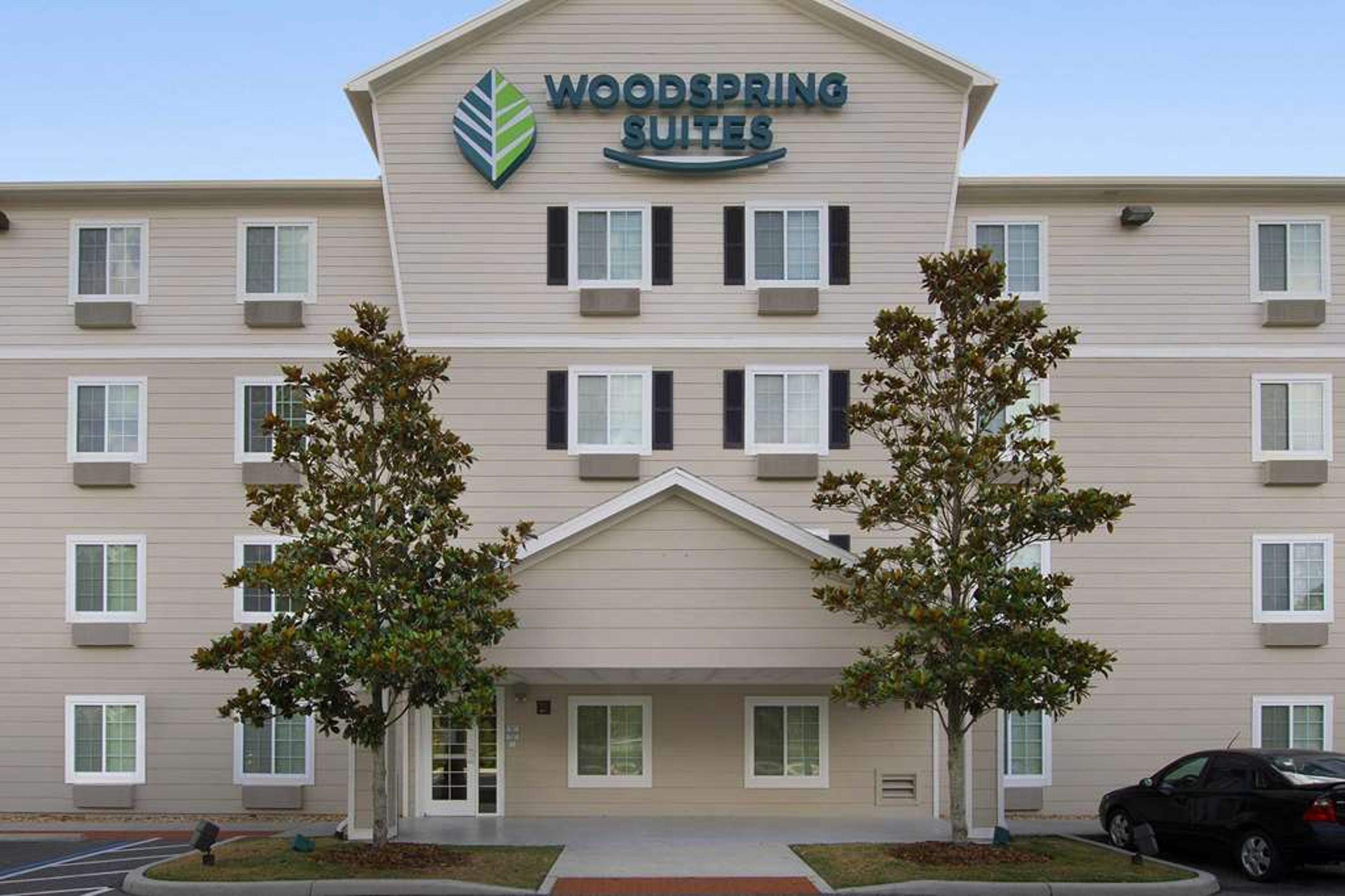 WOODSPRING SUITES GAINESVILLE  I-75