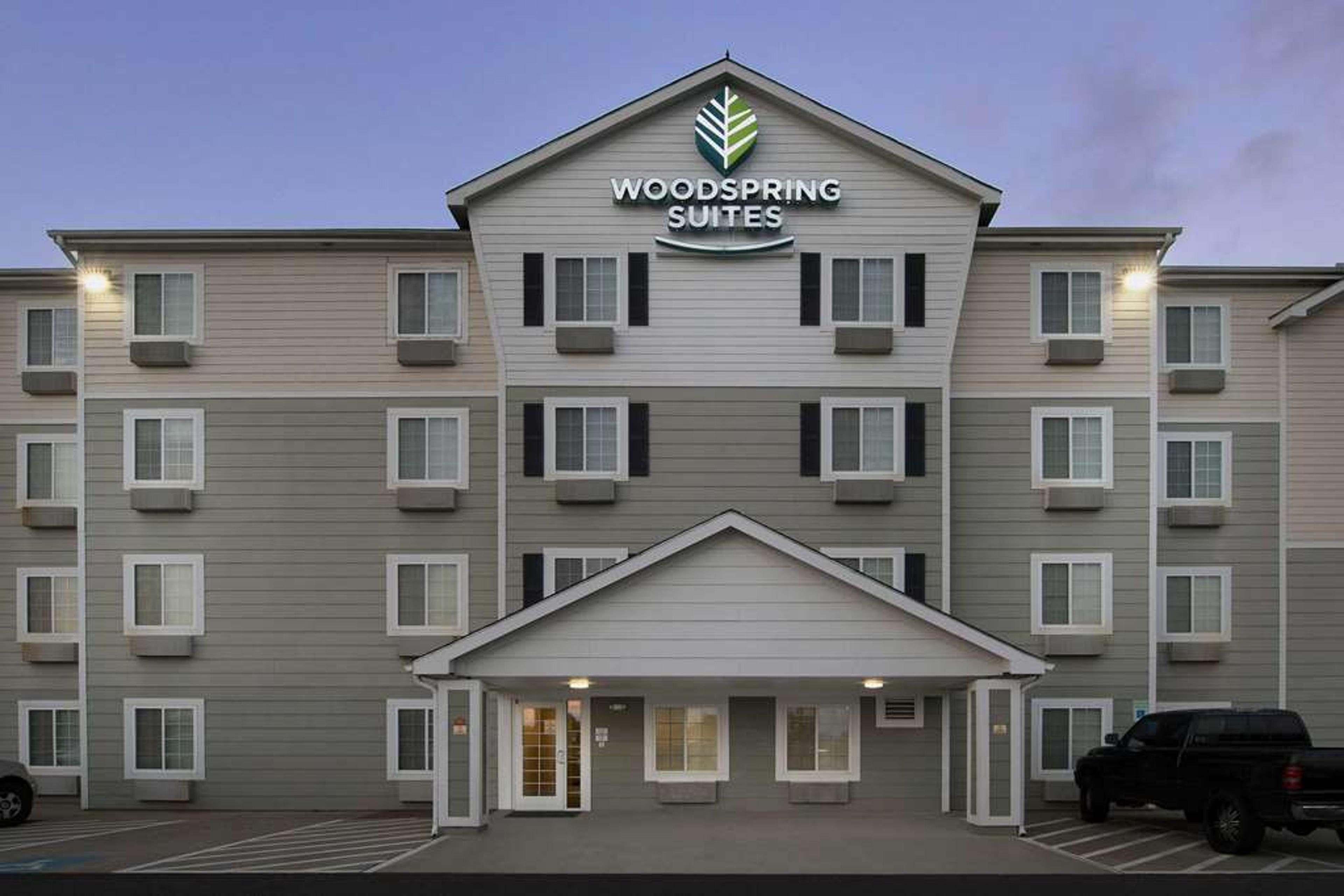 WOODSPRING SUITES WACO NEAR UNIVERS