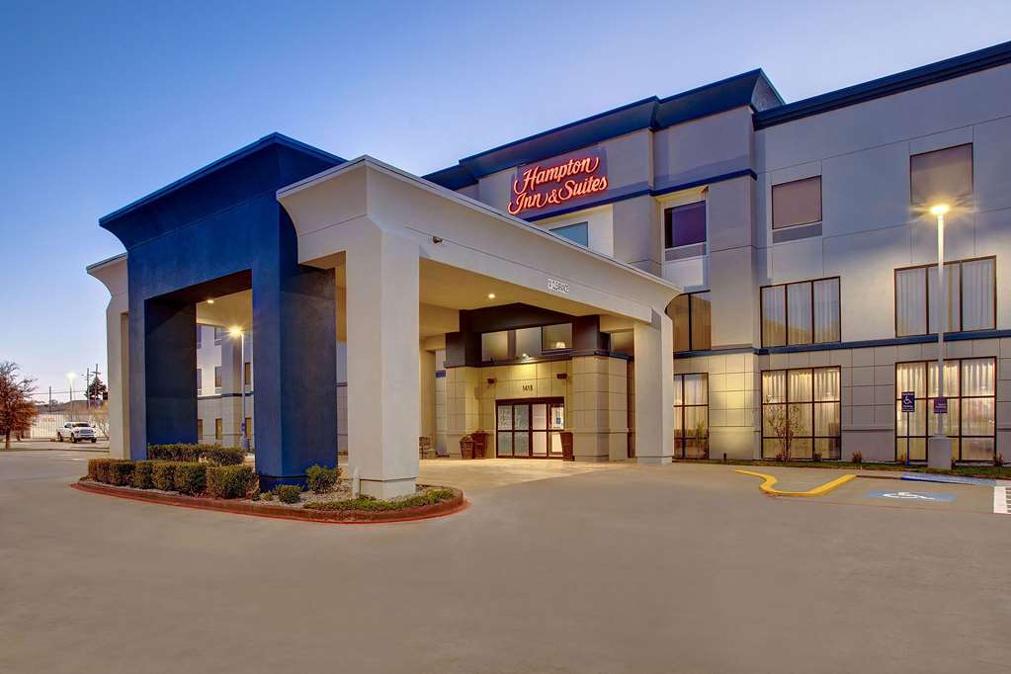 HAMPTON INN AND SUITES BORGER