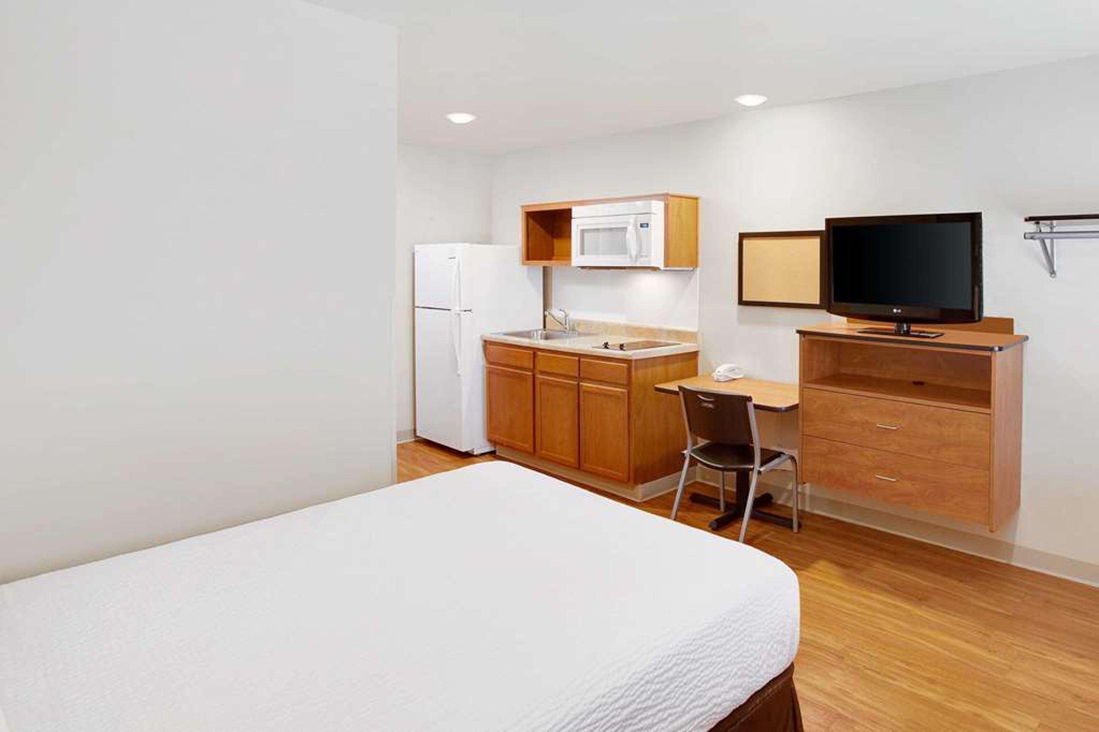 WOODSPRING SUITES COLLEGE STATION