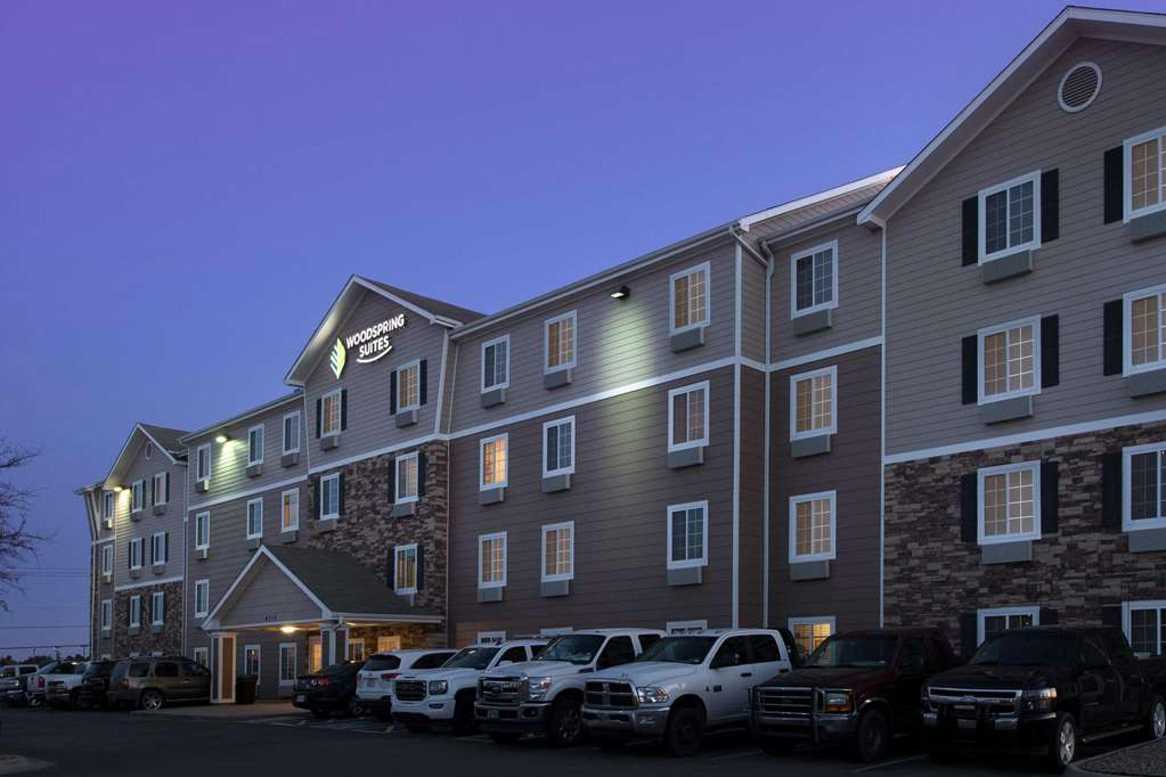 WOODSPRING SUITES MIDLAND