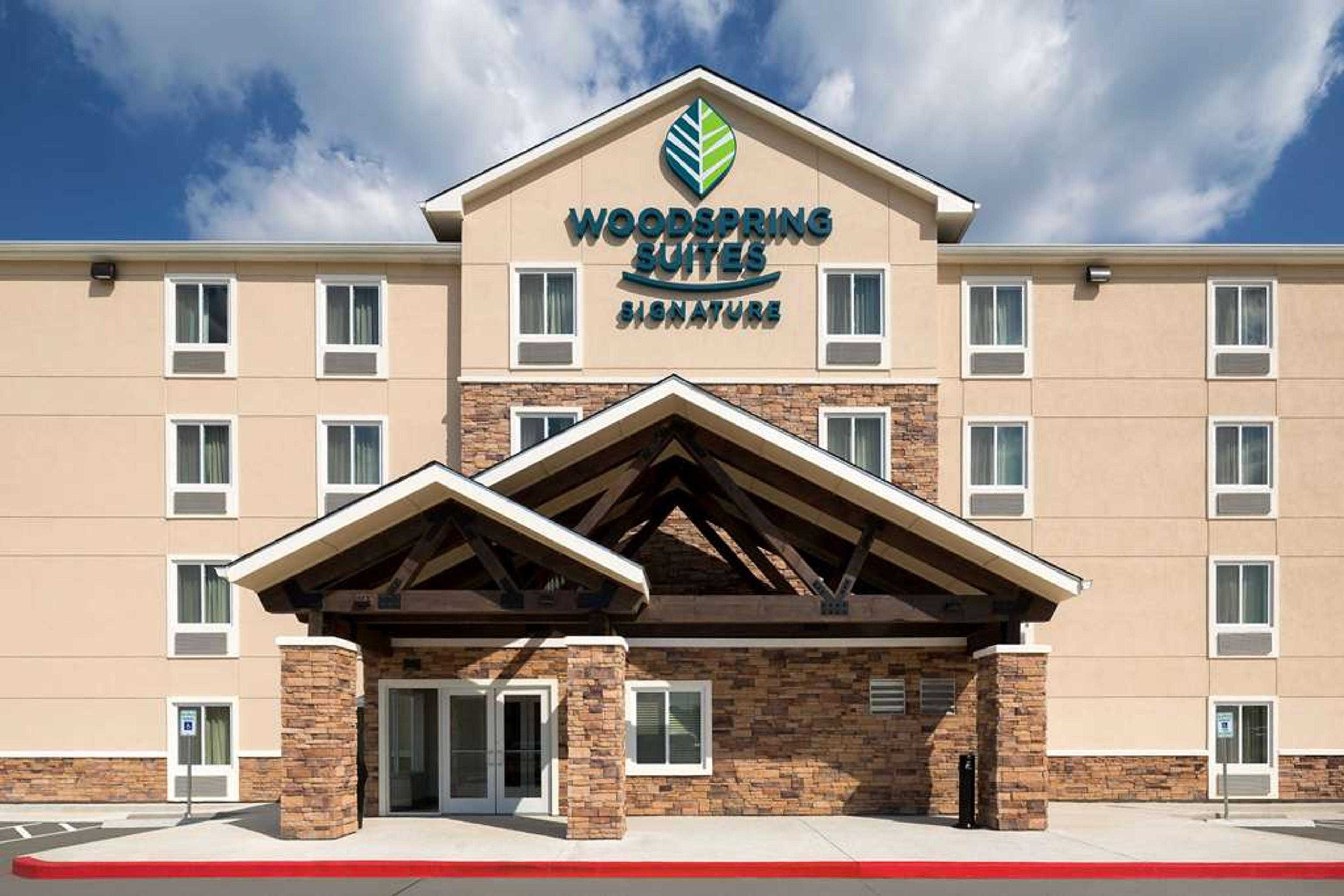 WOODSPRING SUITES HOUSTON IAH AIRPO