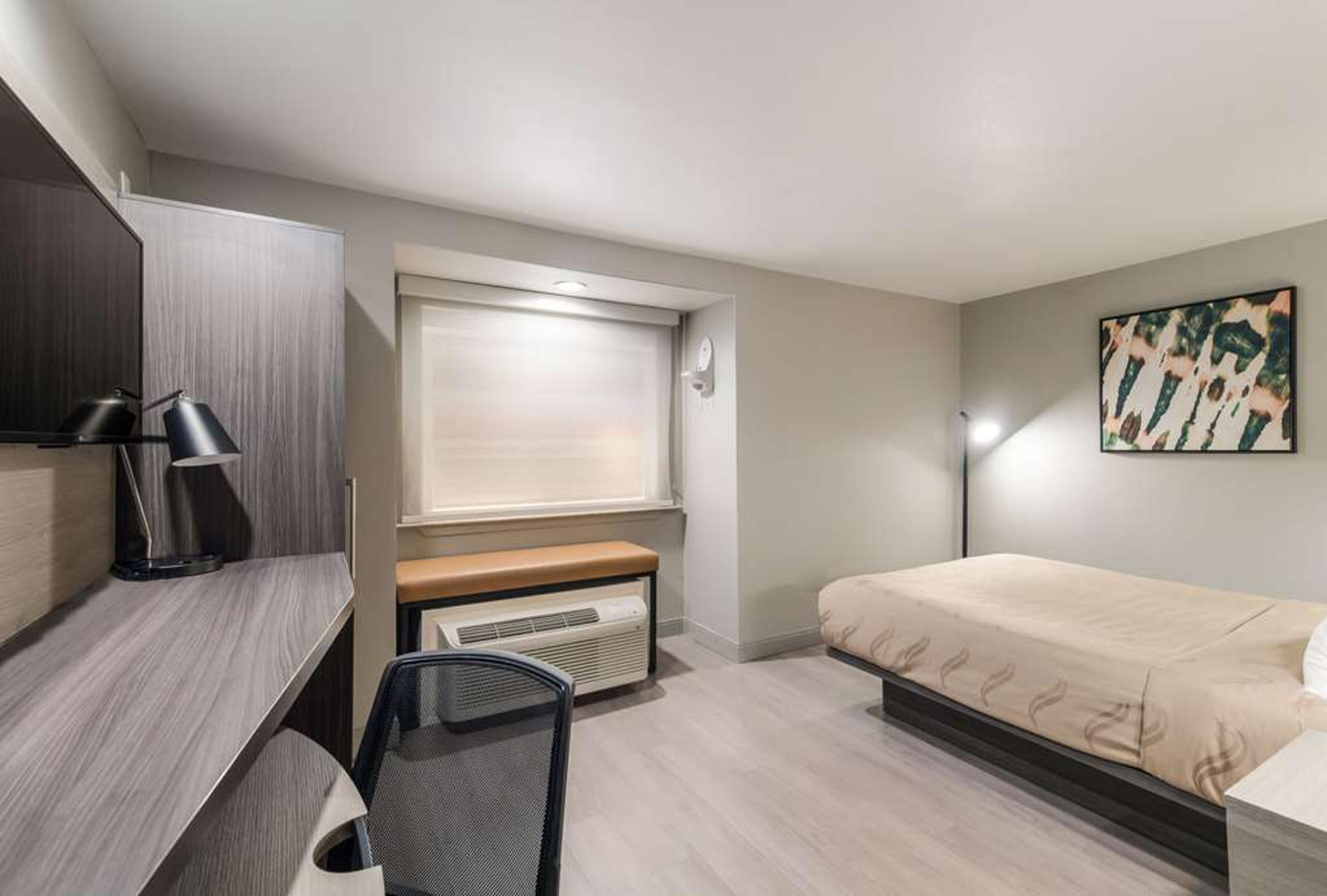 QUALITY INN AND SUITES NORTH MESQUI