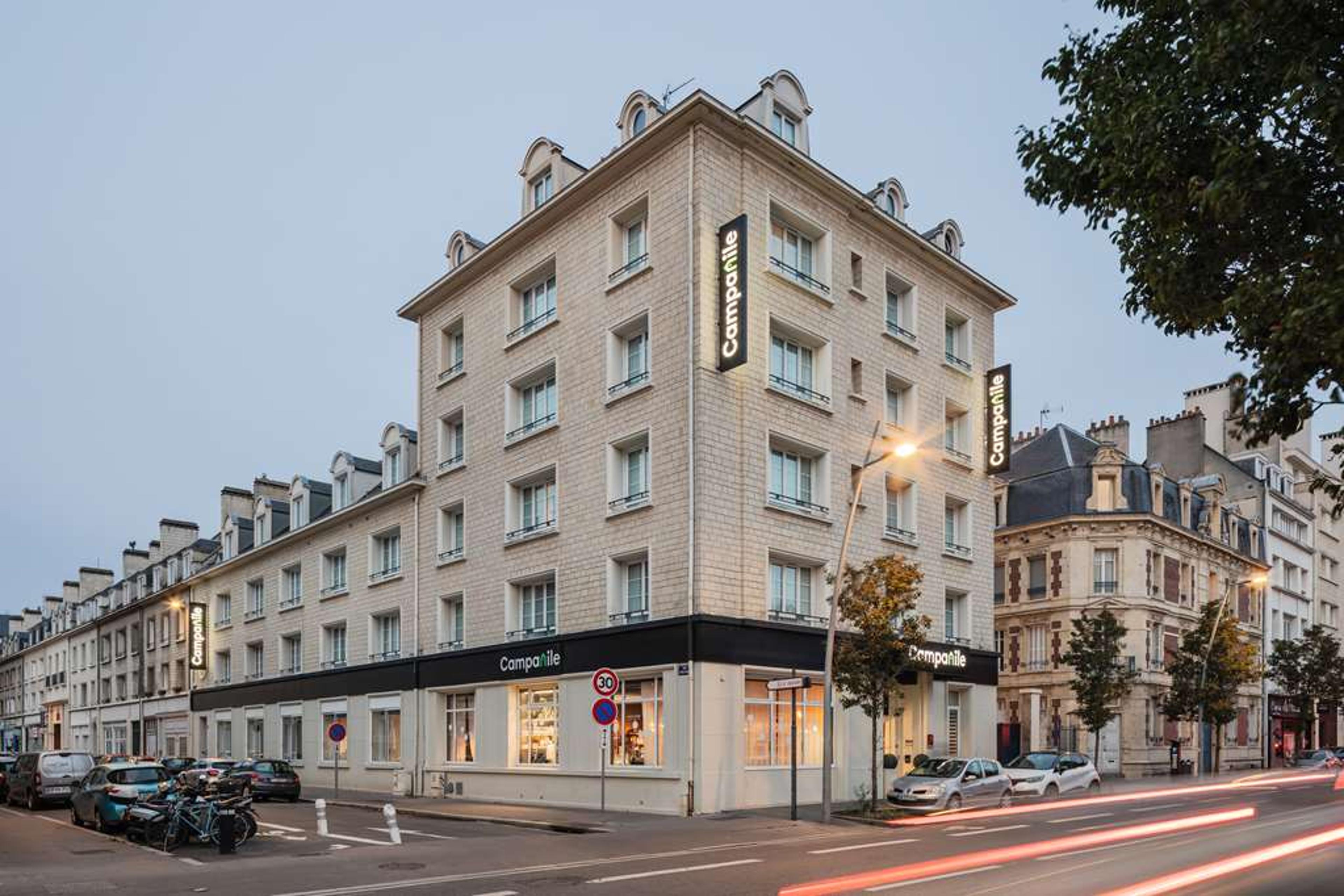 CAMPANILE CAEN CENTRE - GARE