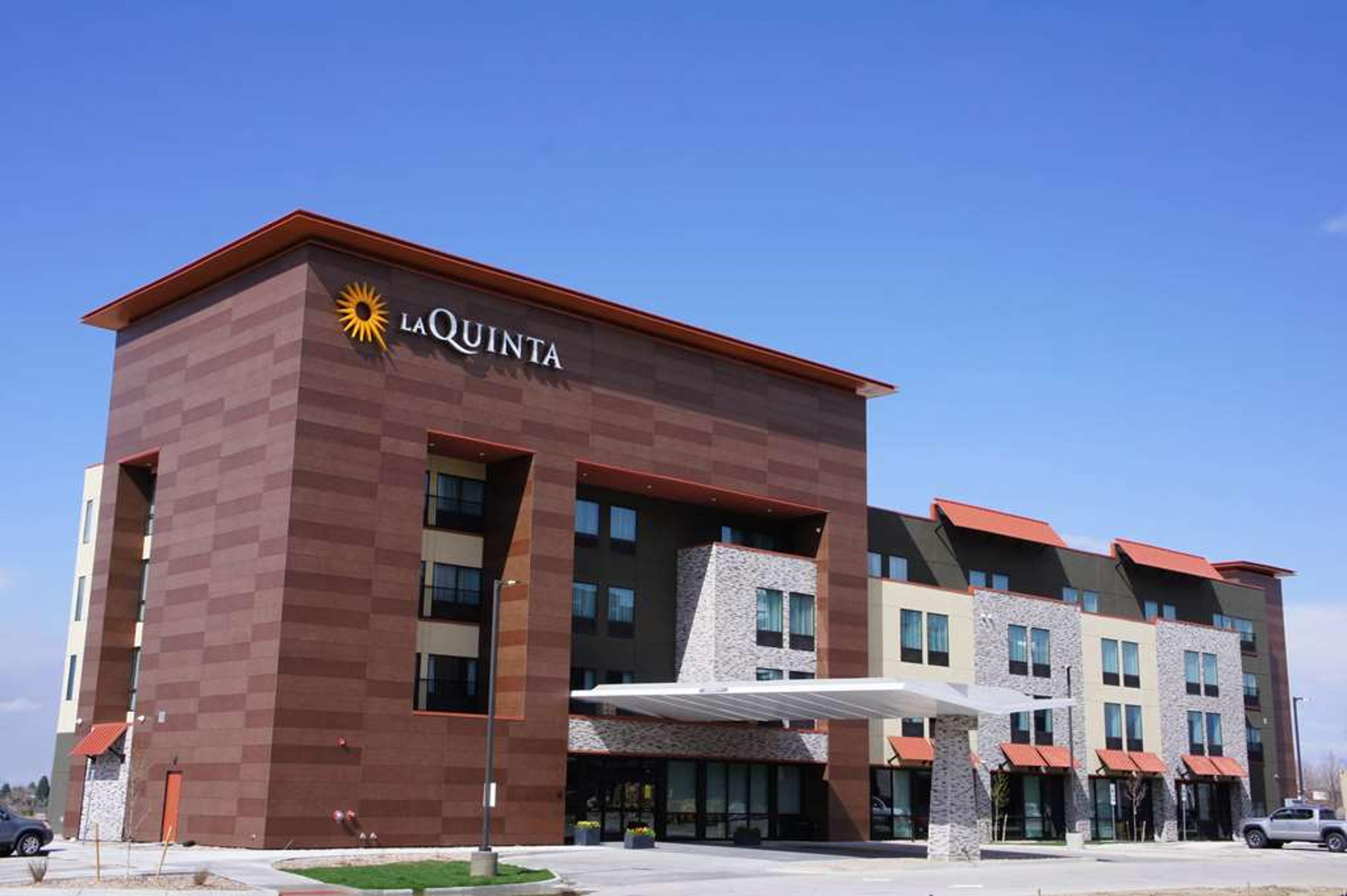 LA QUINTA INN & SUITES BY WYNDHAM L