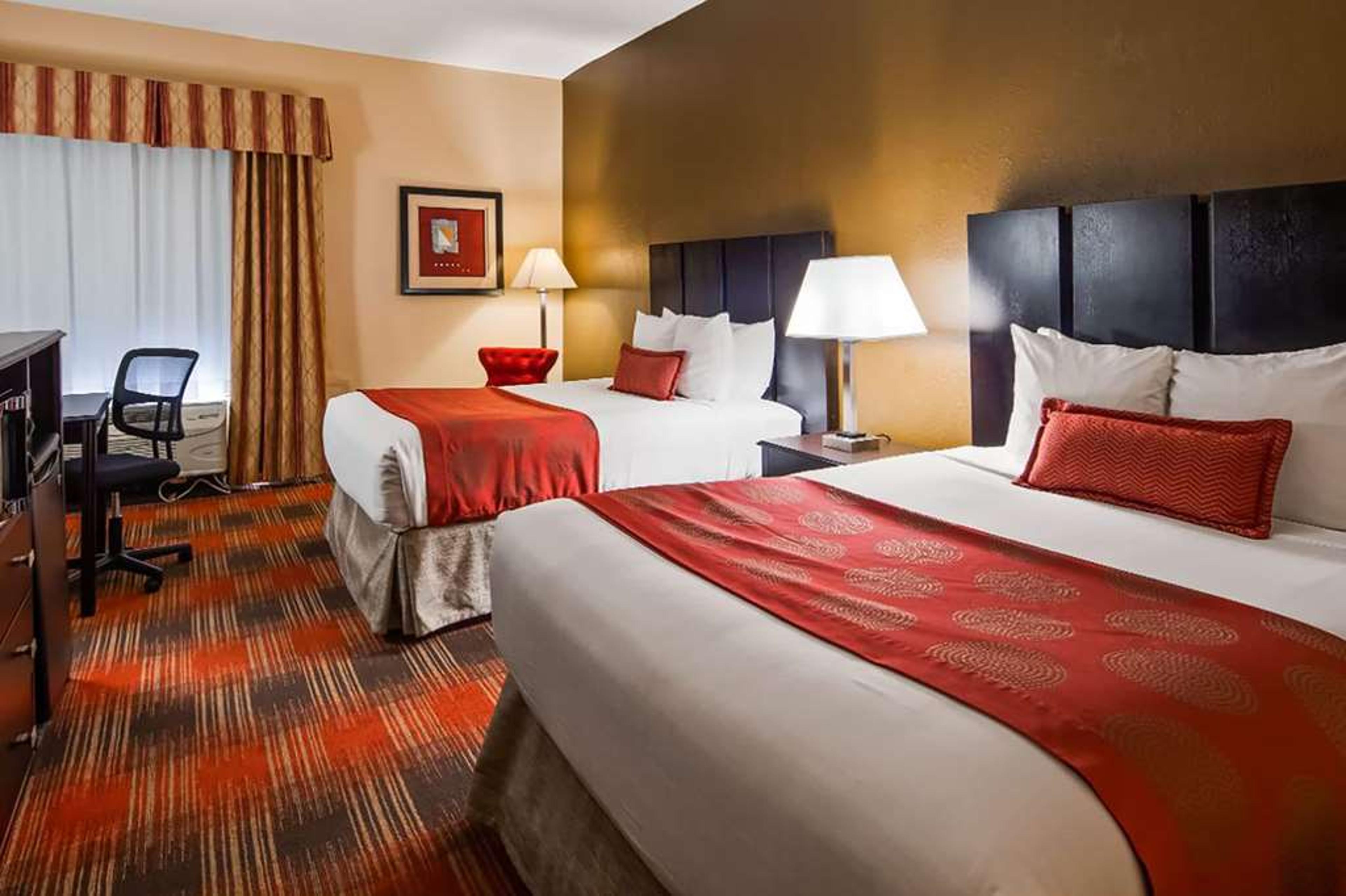BAYMONT BY WYNDHAM LA VERGNE