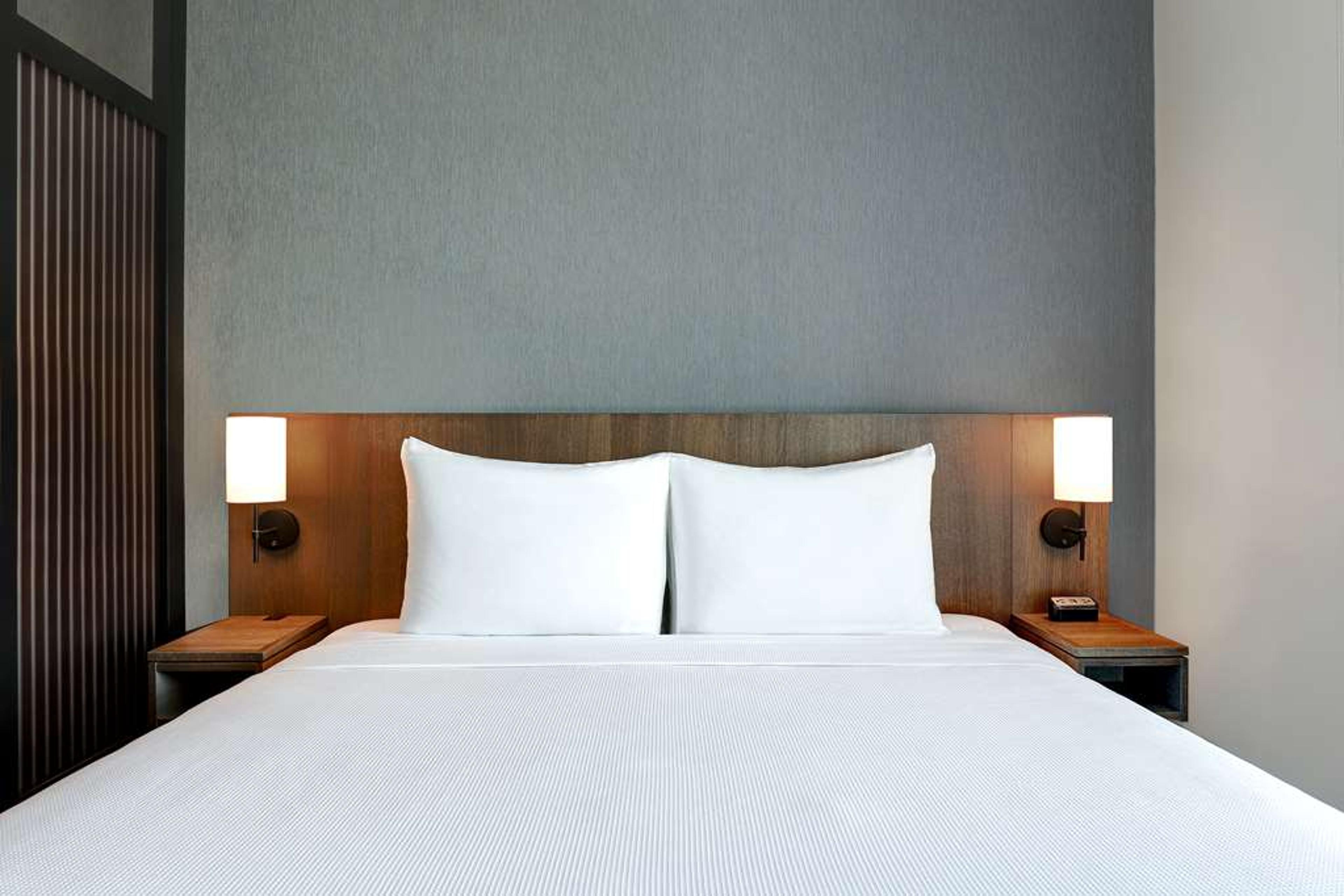 HYATT PLACE OTTAWA WEST/BELLS CORNE