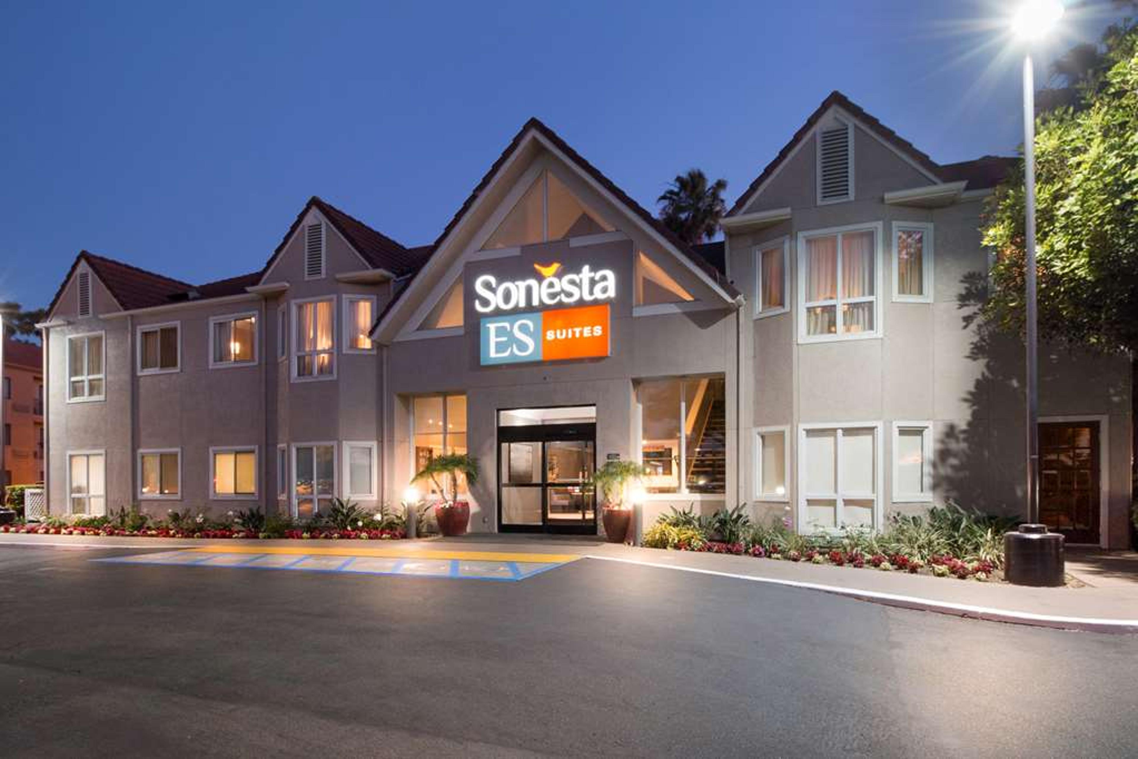 SONESTA ES SUITES HUNTINGTON B