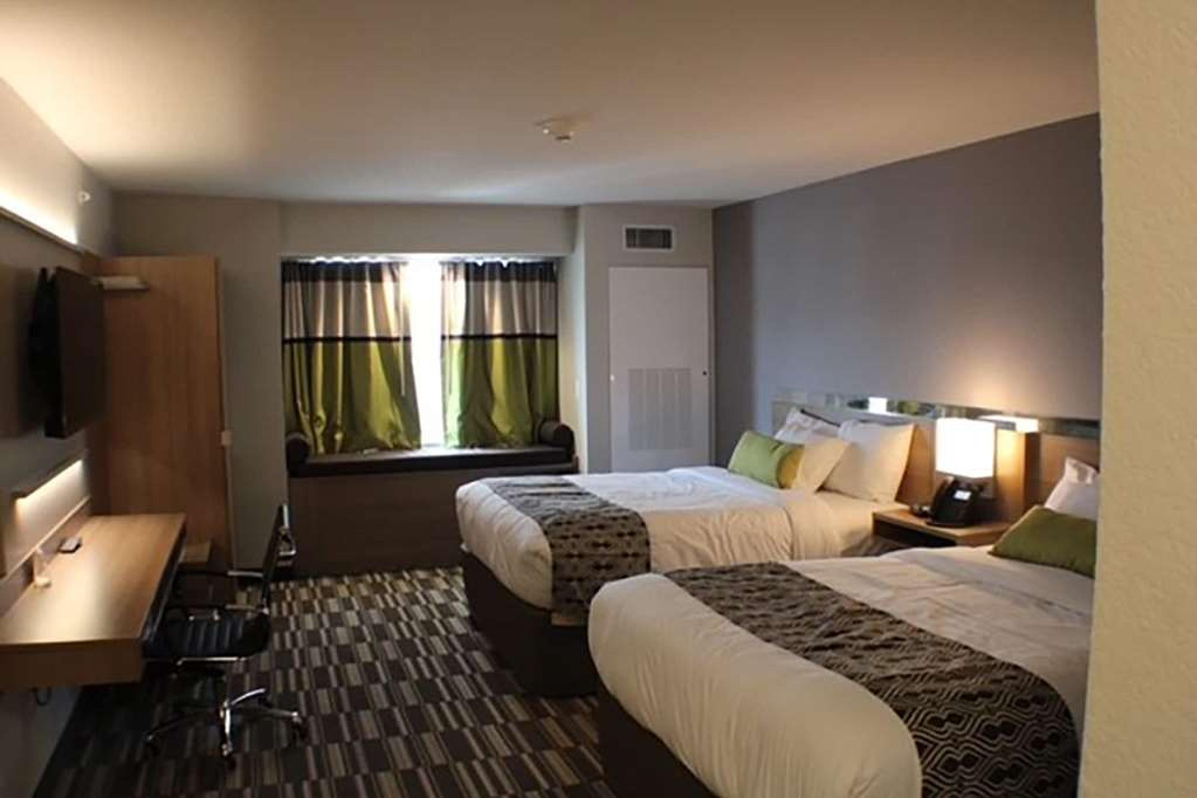 MICROTEL INN & SUITES BY WYNDHAM LI