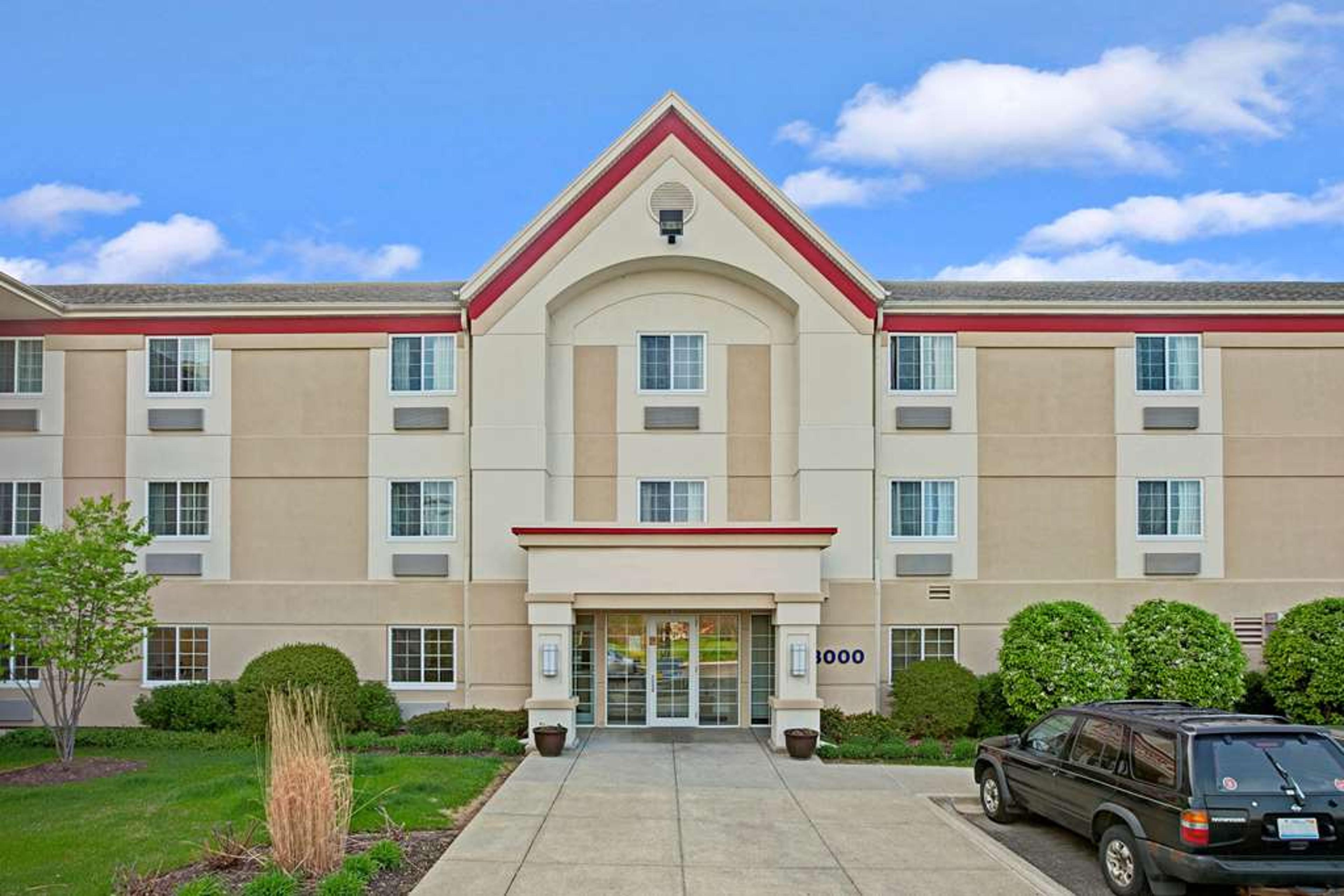 MAINSTAY SUITES NORTHBROOK WHEELING