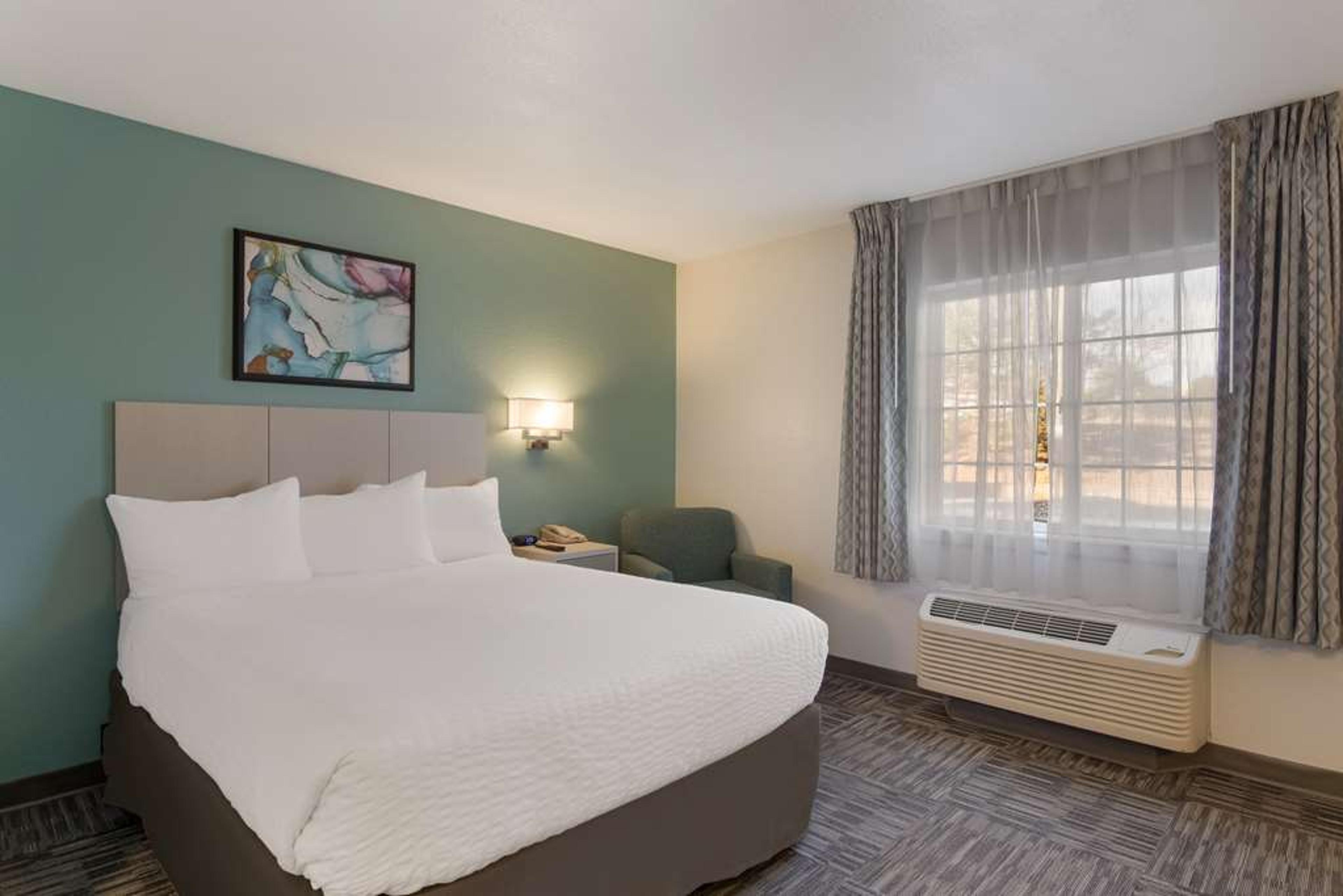 MAINSTAY SUITES OMAHA OLD MILL