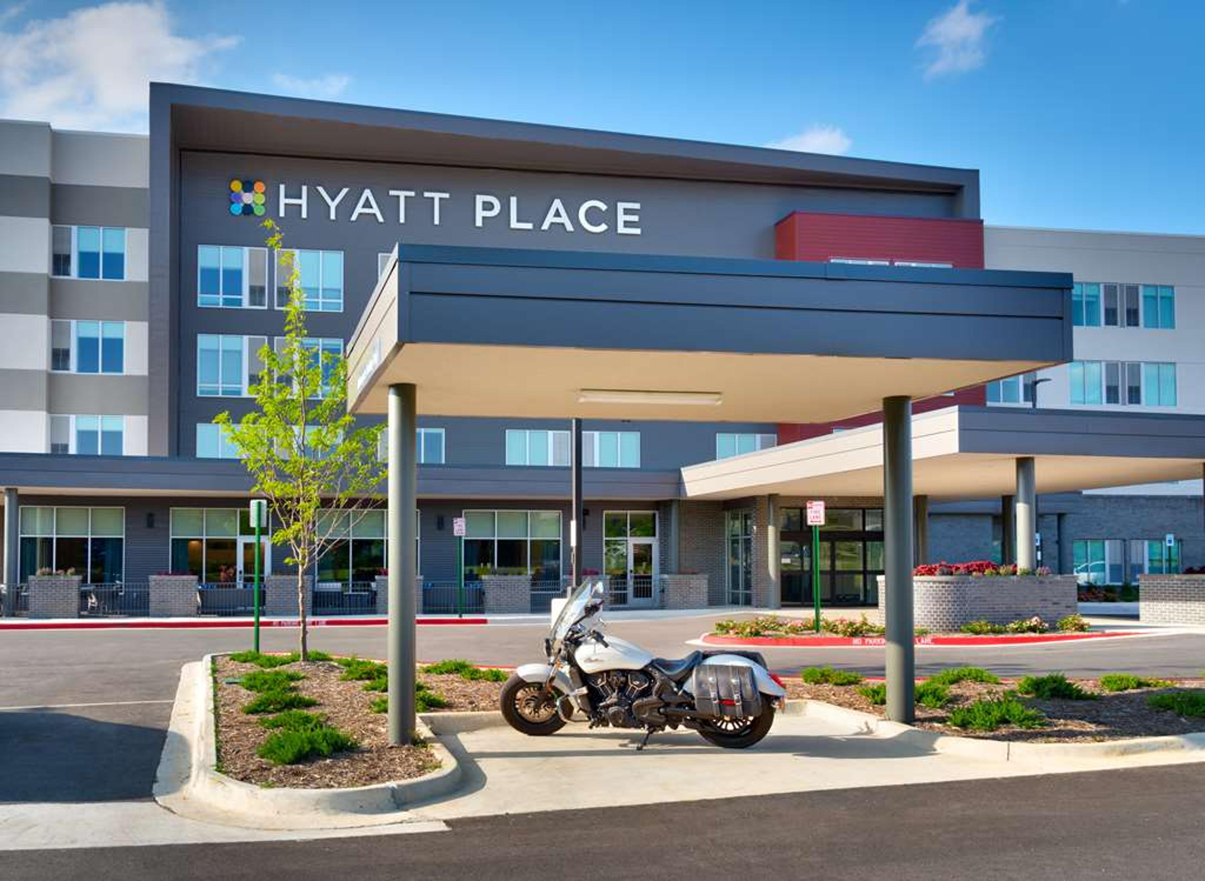 Hyatt Place Fayetteville / Springdale