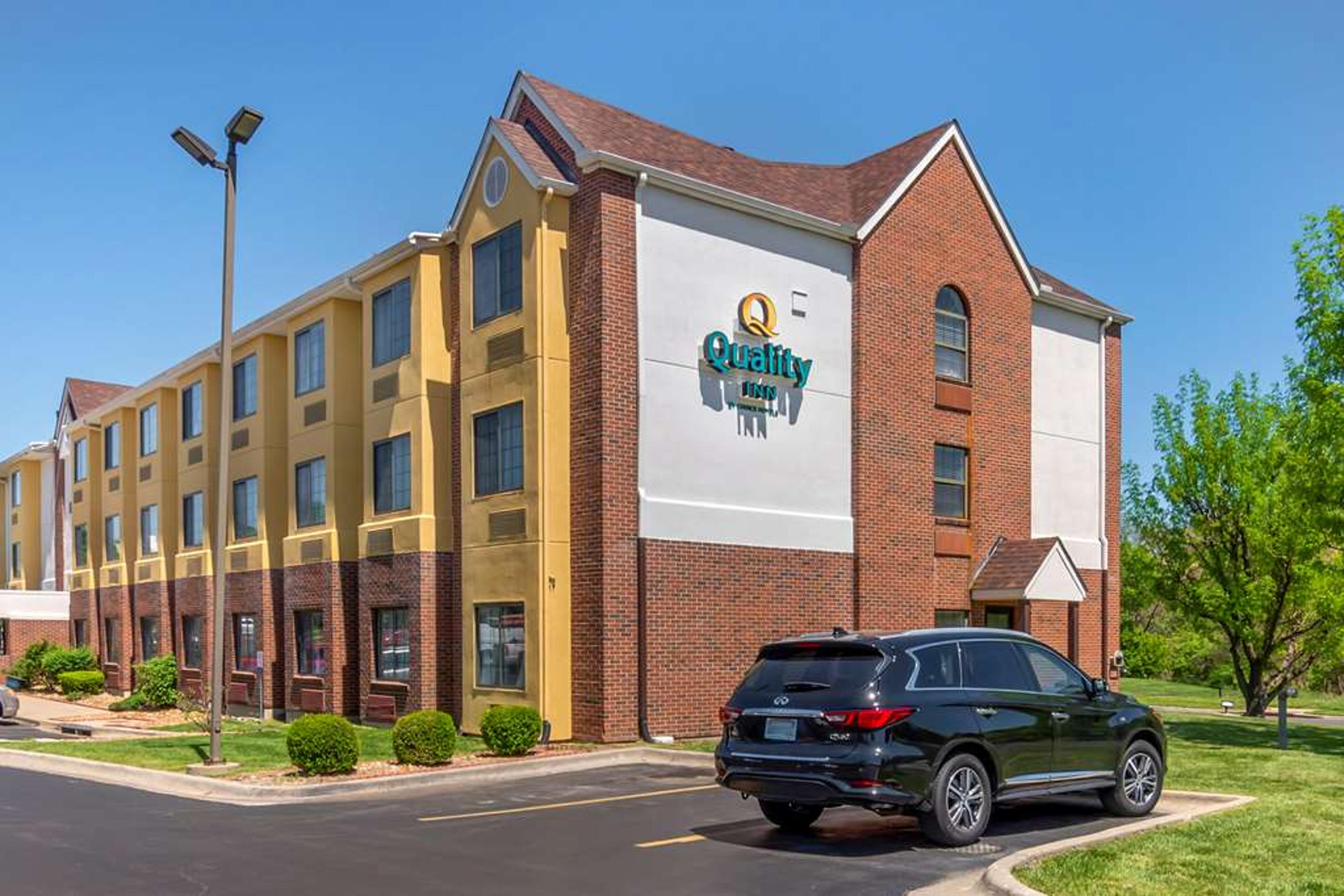 QUALITY INN OVERLAND PARK KANSAS CI