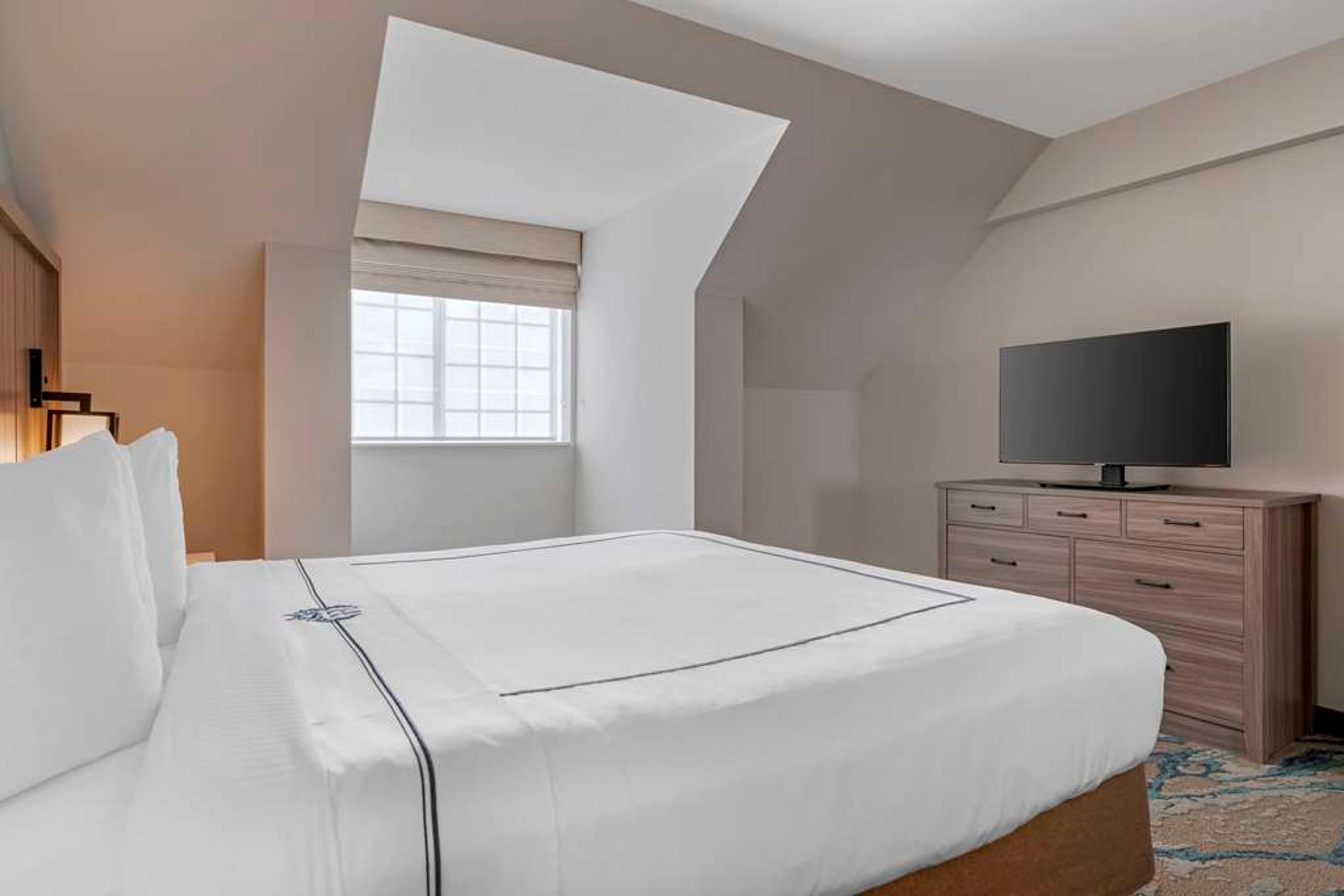 HEIDEL HOUSE HOTEL AND CONFERENCE C
