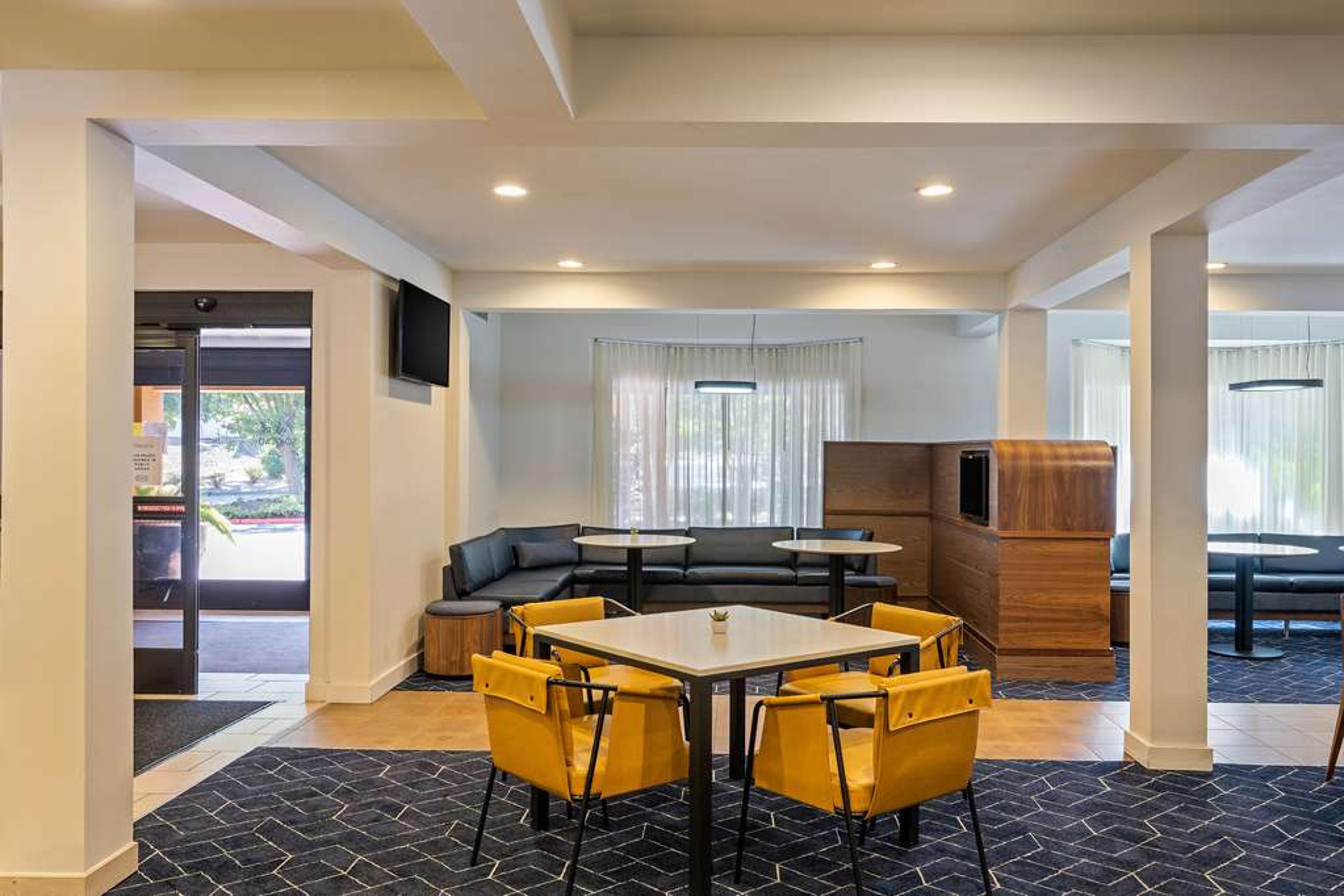 Hotel Photo 3