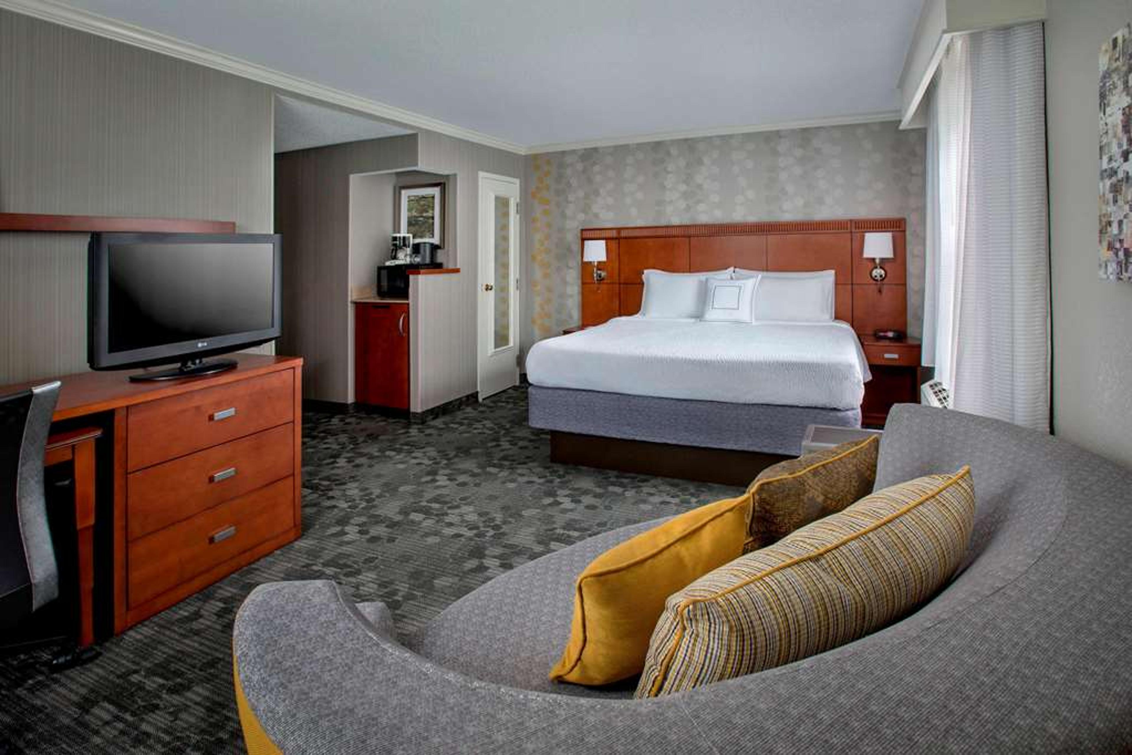 SONESTA SELECT TINTON FALLS