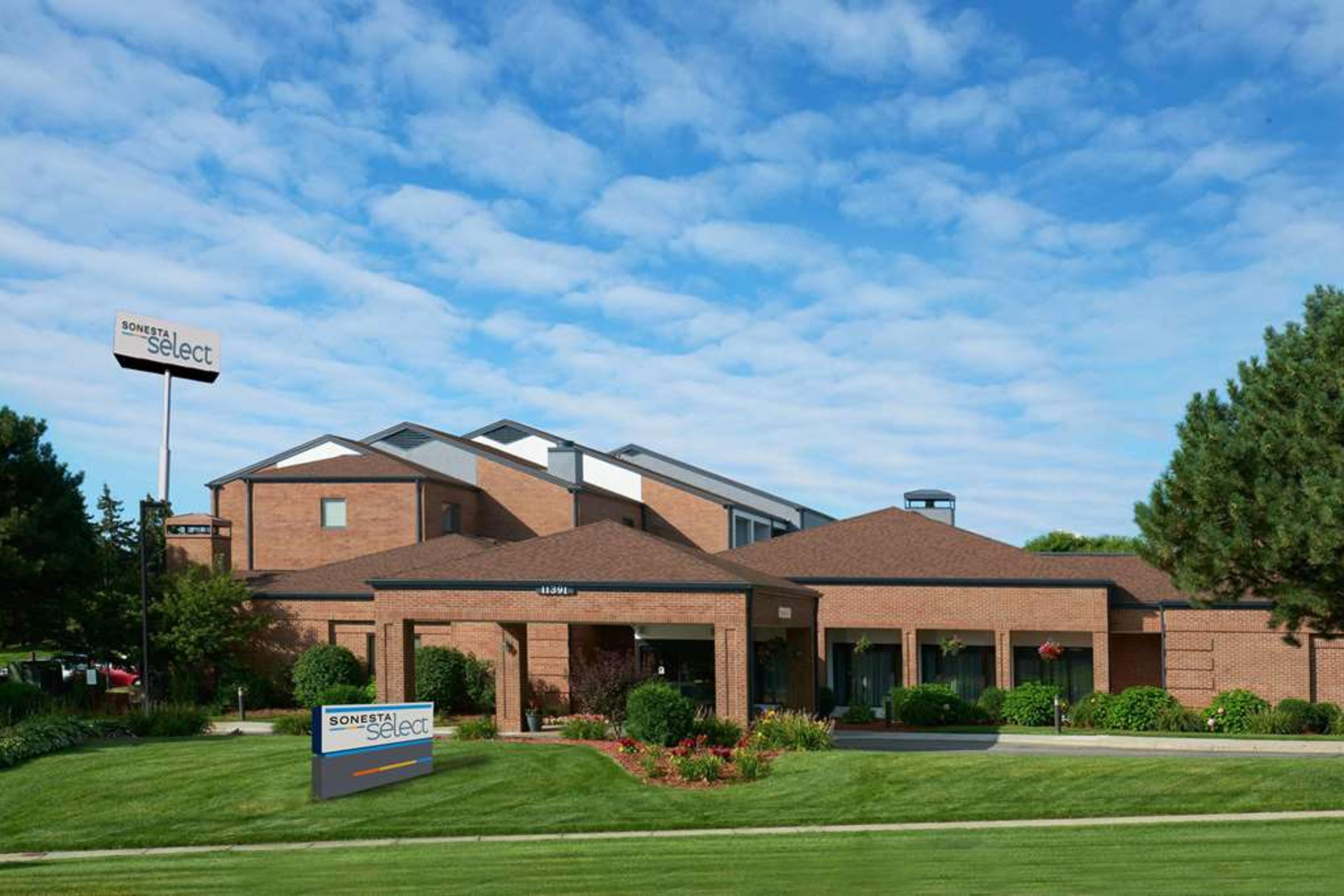 Sonesta Select Minneapolis