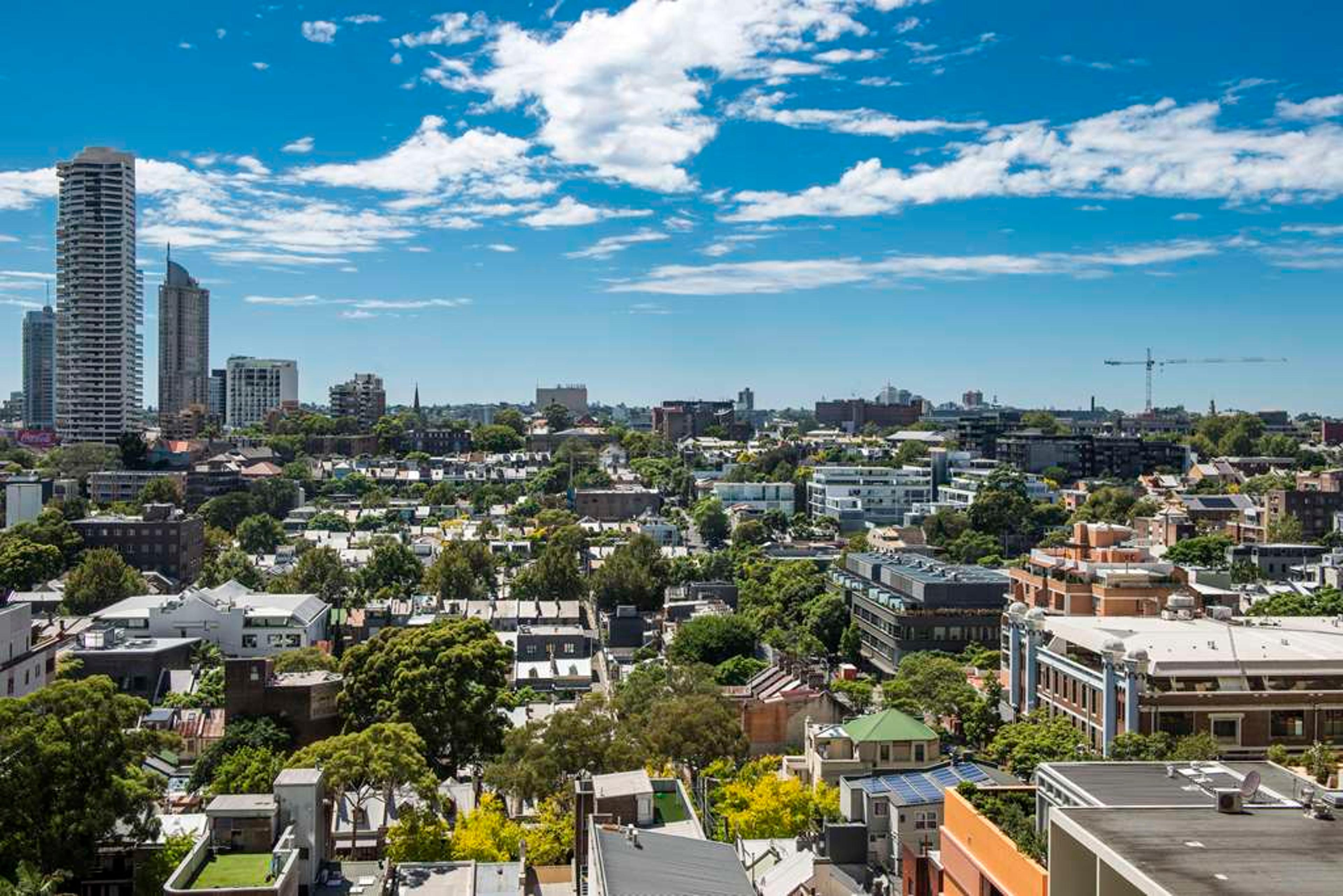 OAKS SYDNEY HYDE PARK SUITES