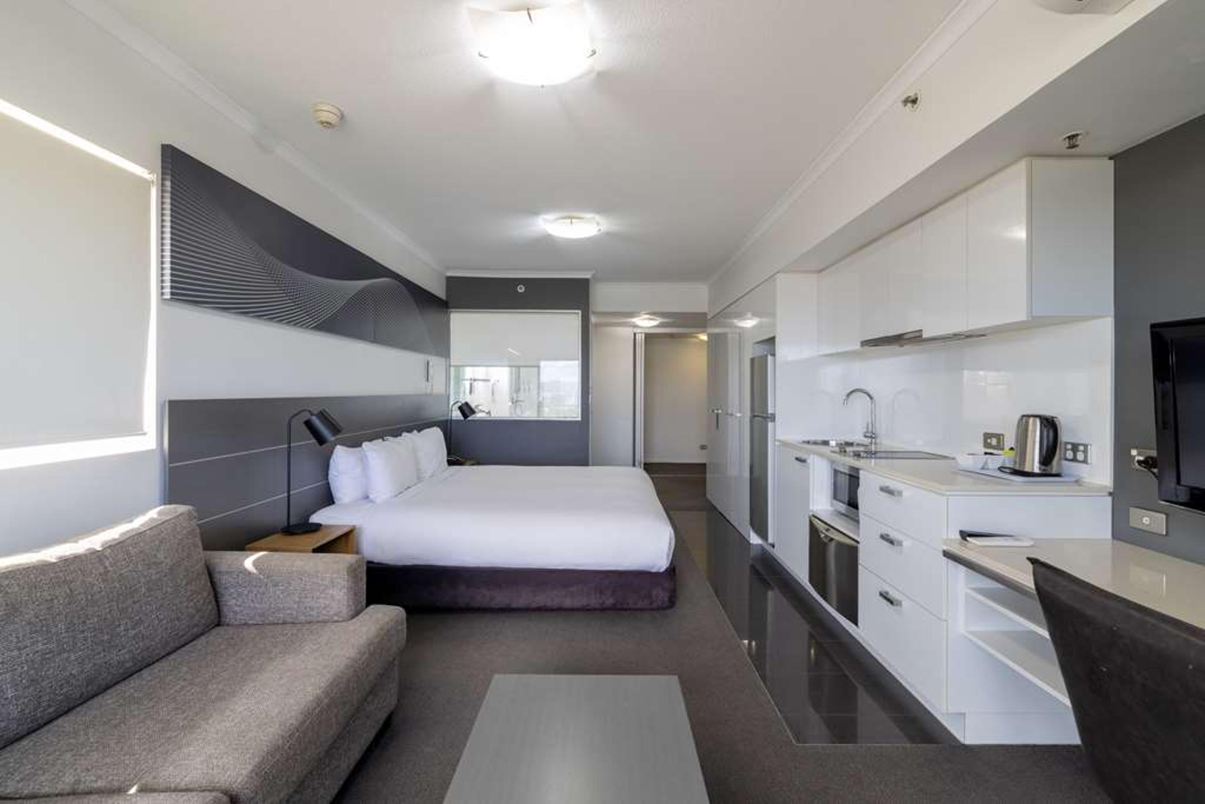 Oaks Townsville Hotel
