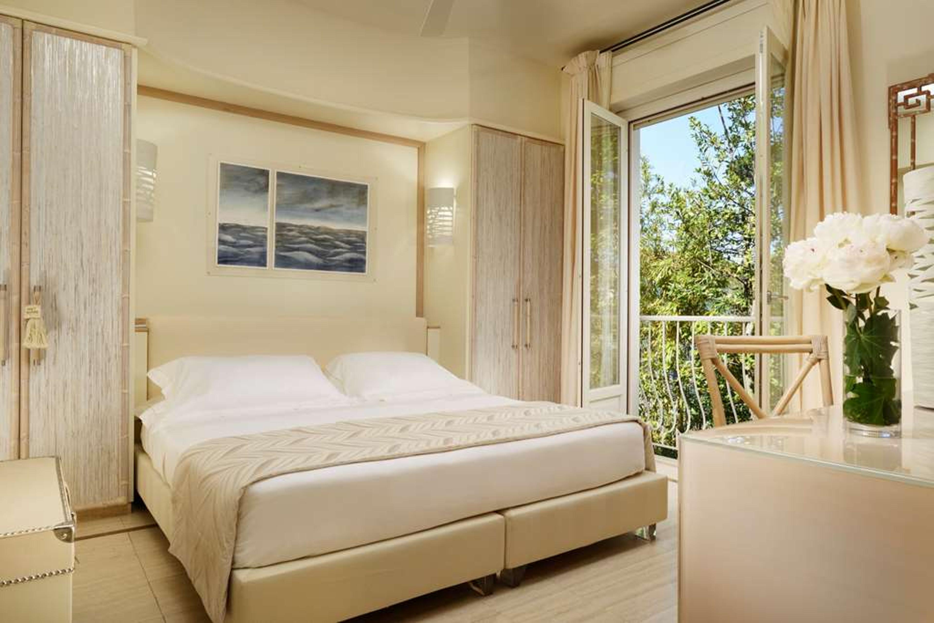 HOTEL VILLA ROMA IMPERIALE