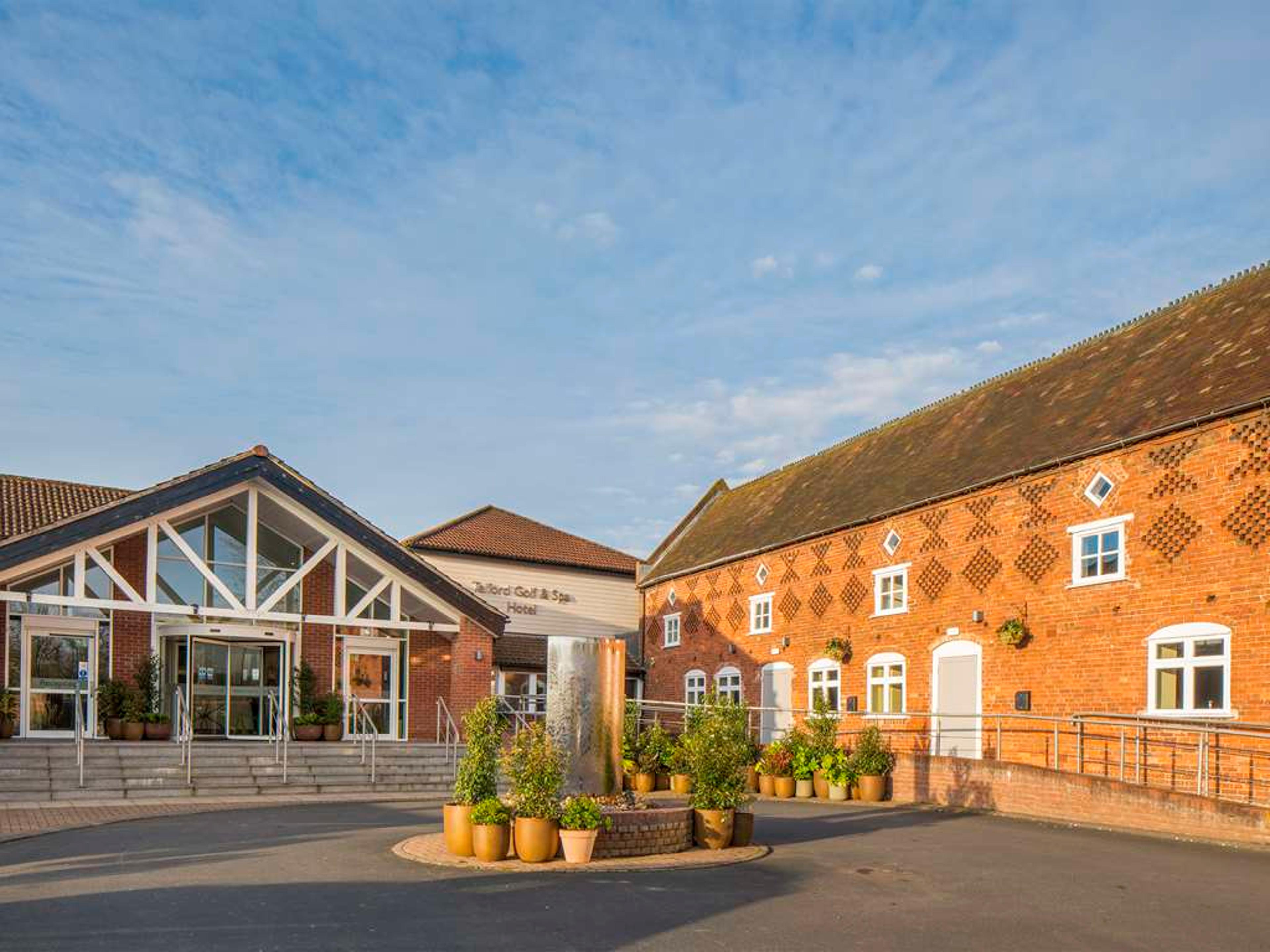 TELFORD HOTEL AND GOLF RESORT