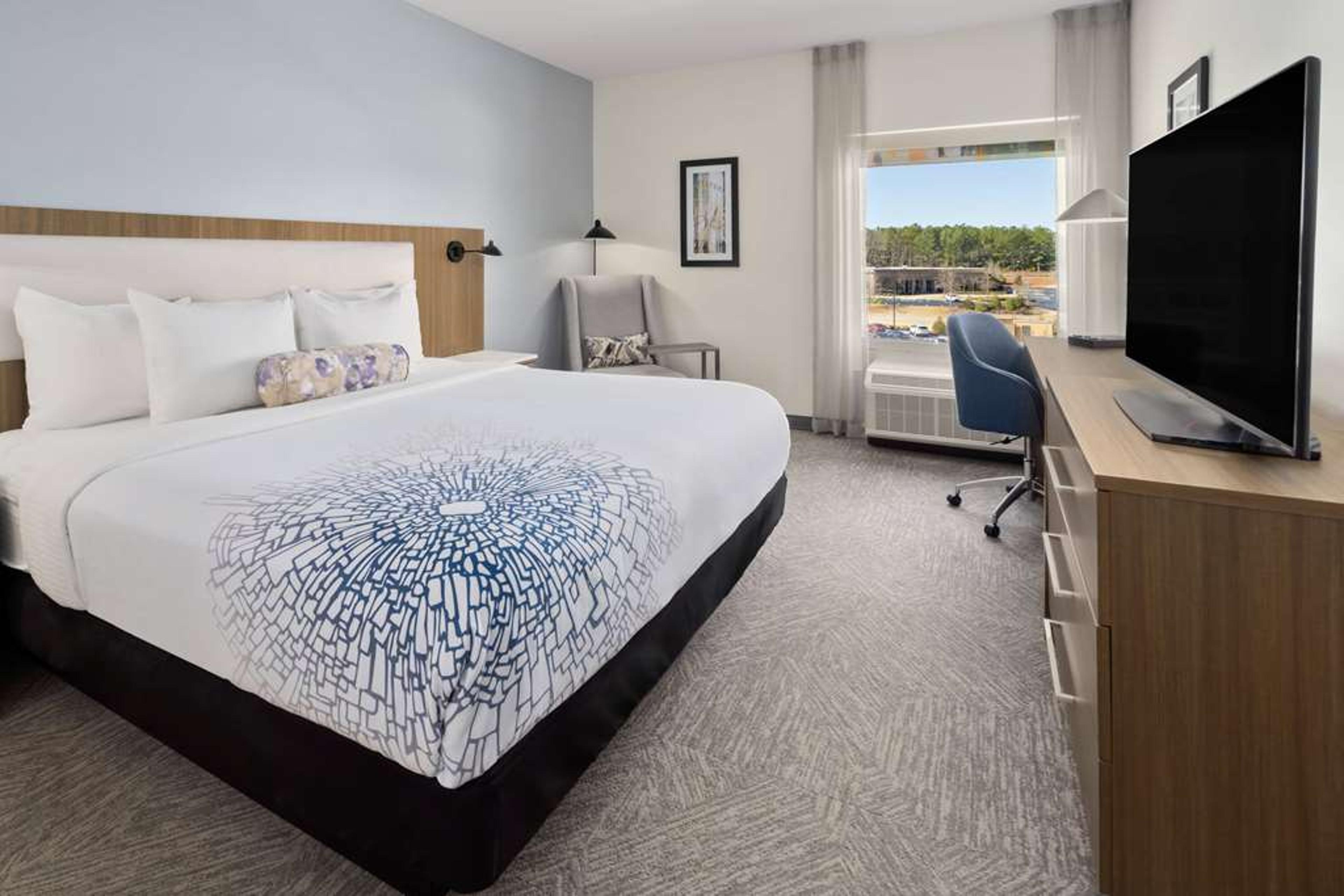 LA QUINTA INN & SUITES BY WYNDHAM L