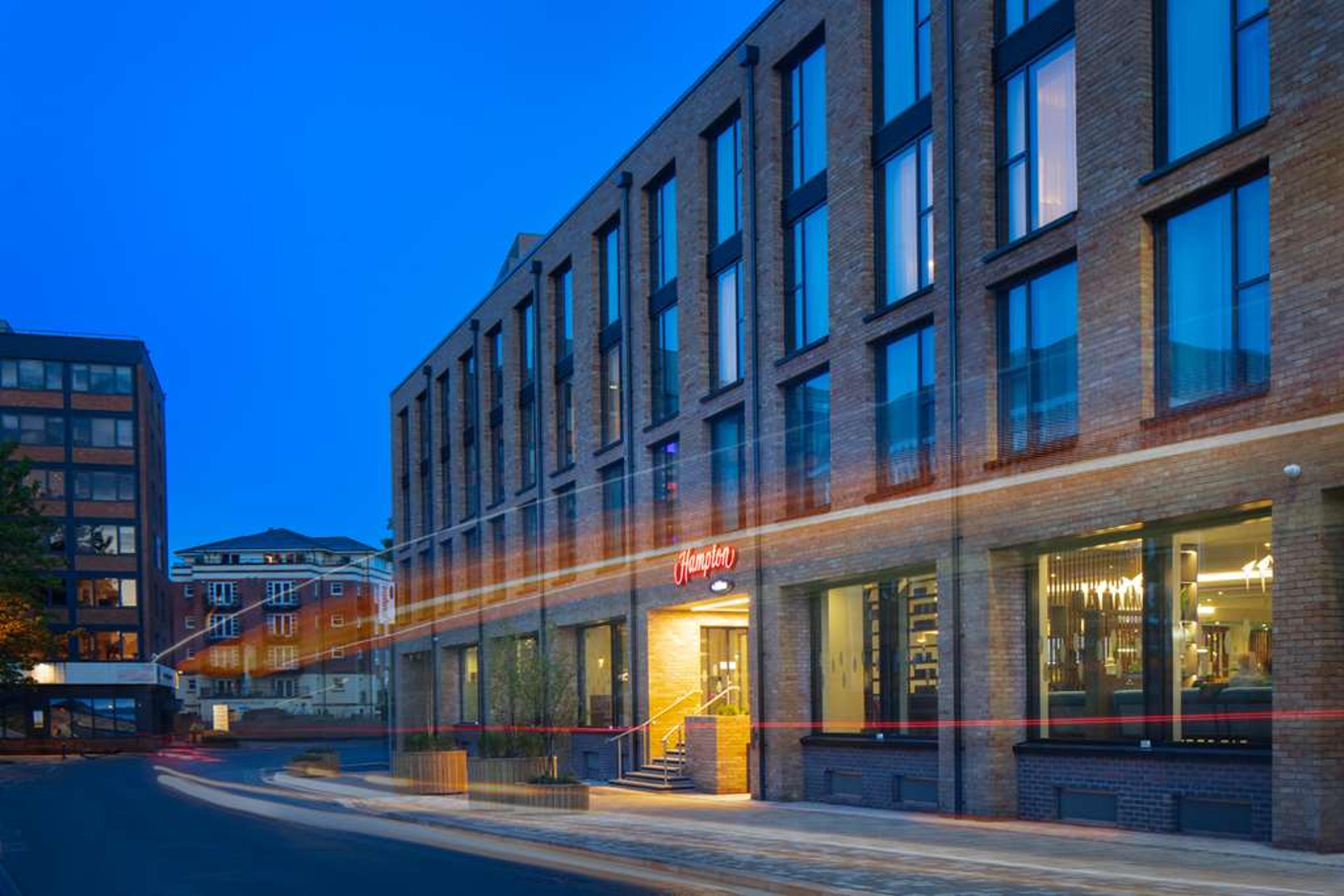 HAMPTON YORK PICCADILLY