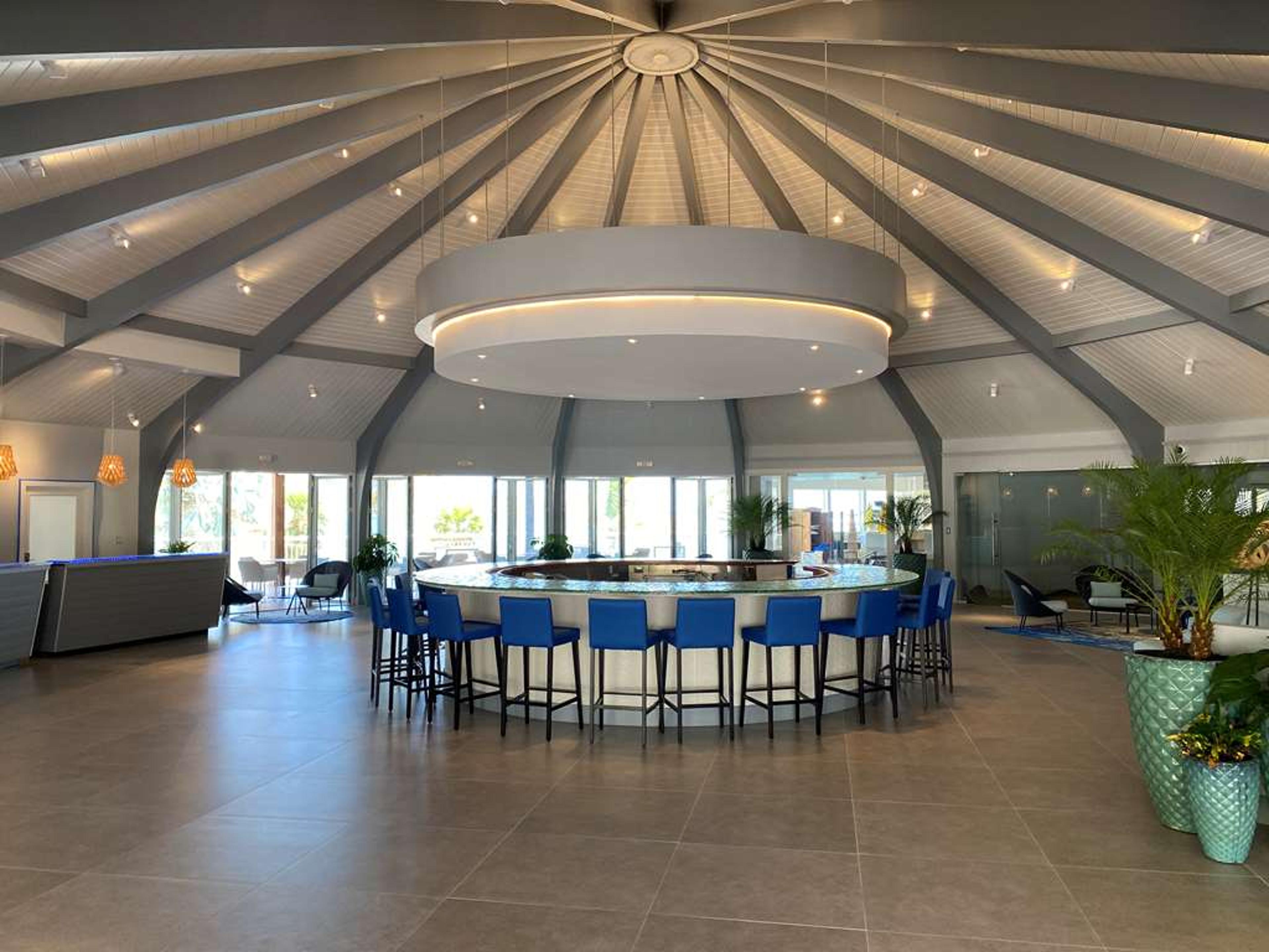 CARINA BAY BOUTIQUE ALL-INCLUSIVE R