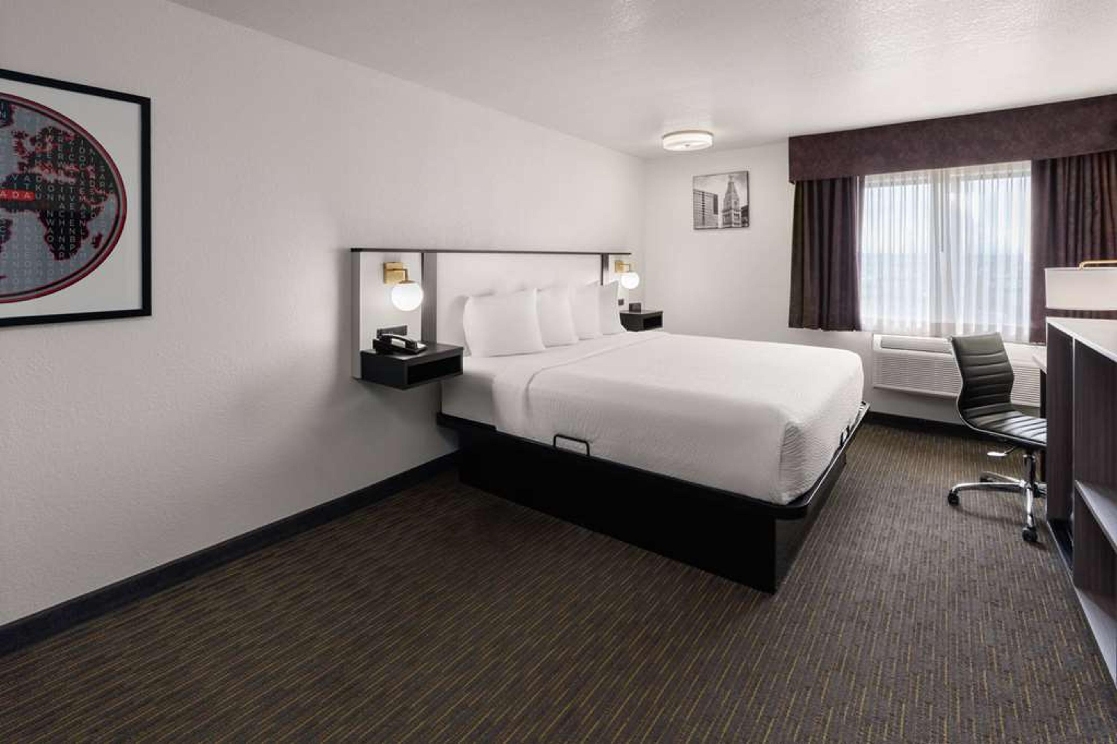 SYLO HOTEL DENVER AIRPORT, A RAMADA