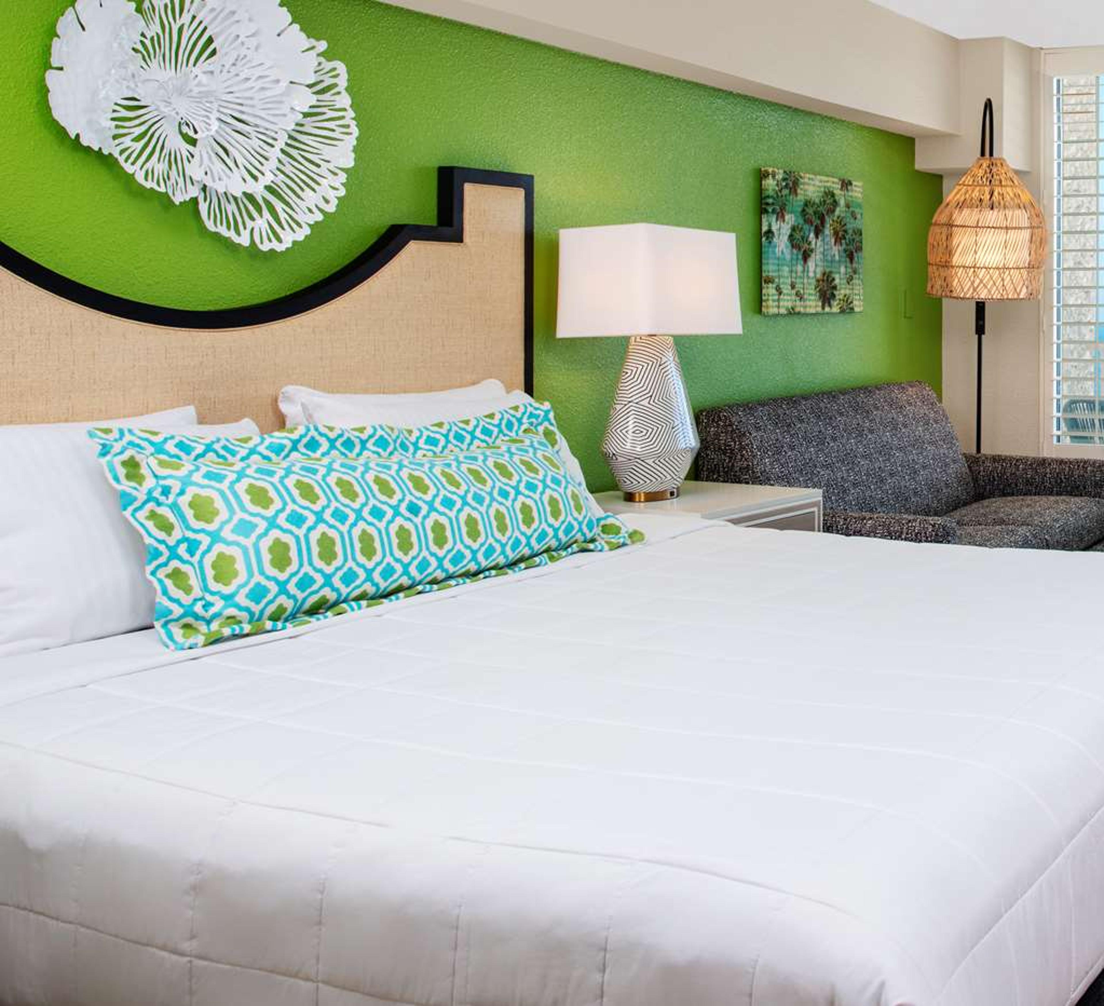 BELLWETHER BEACH RESORT