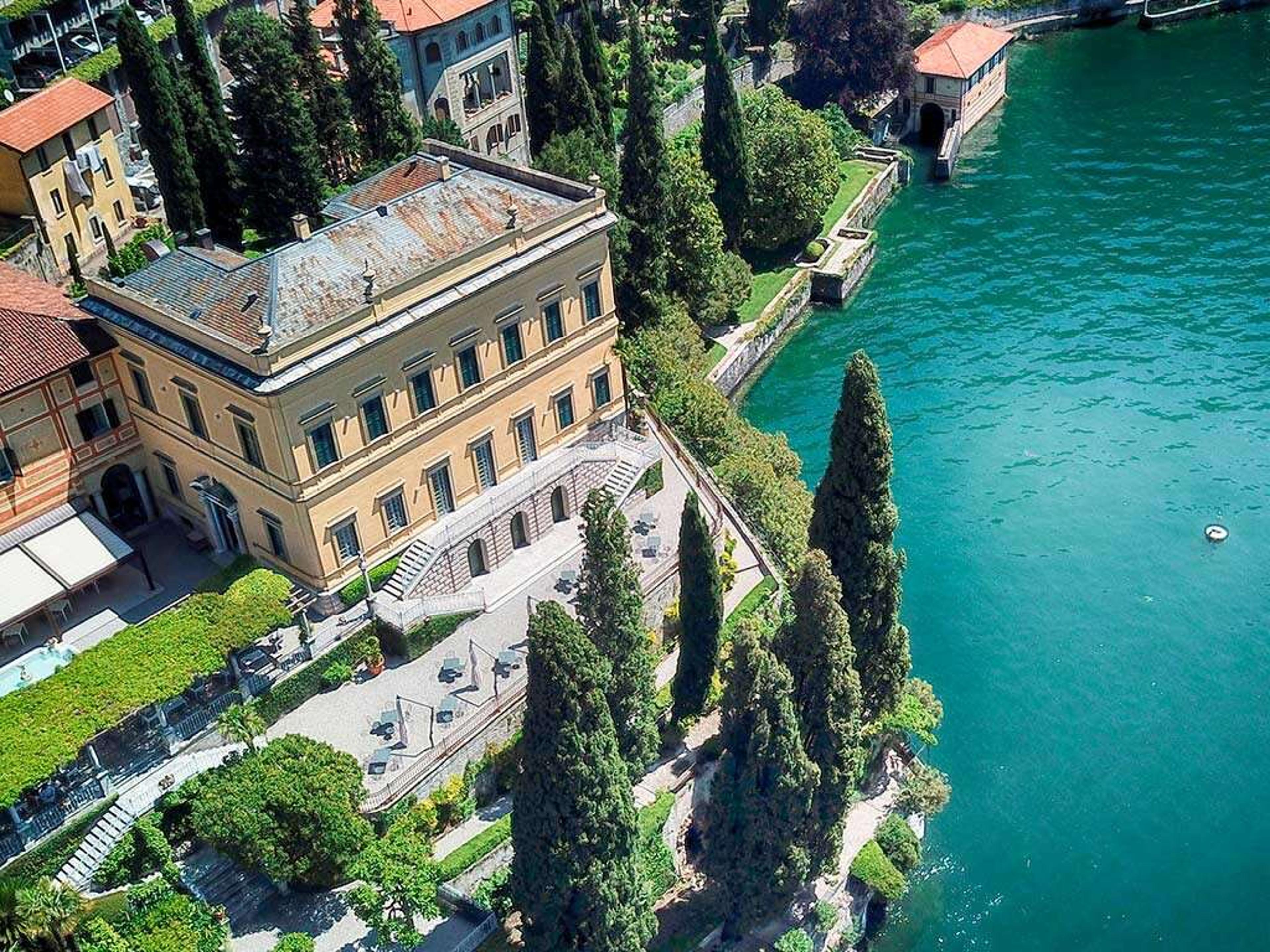 HOTEL VILLA CIPRESSI