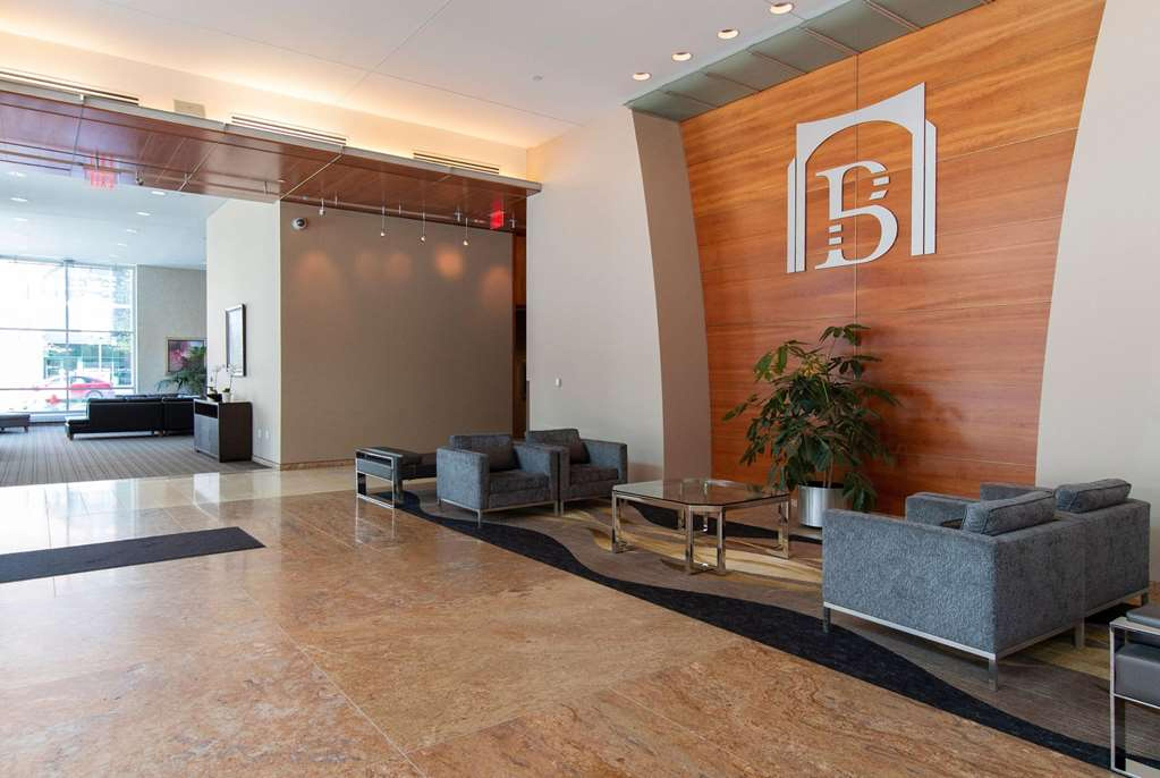 BROADWAY PLAZA, TRADEMARK COLLECTIO