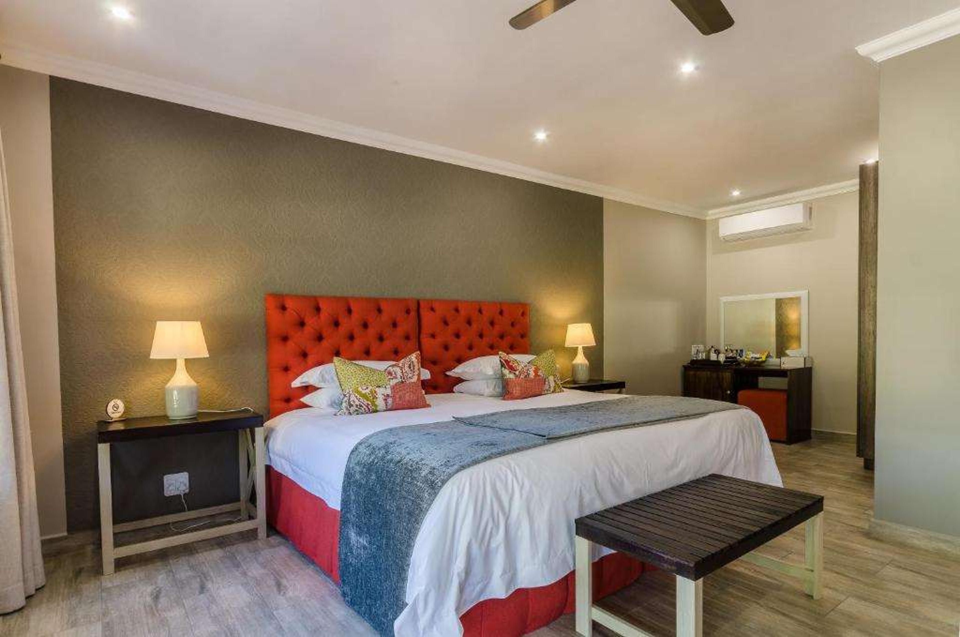 NUT GROVE MANOR BOUTIQUE HOTEL