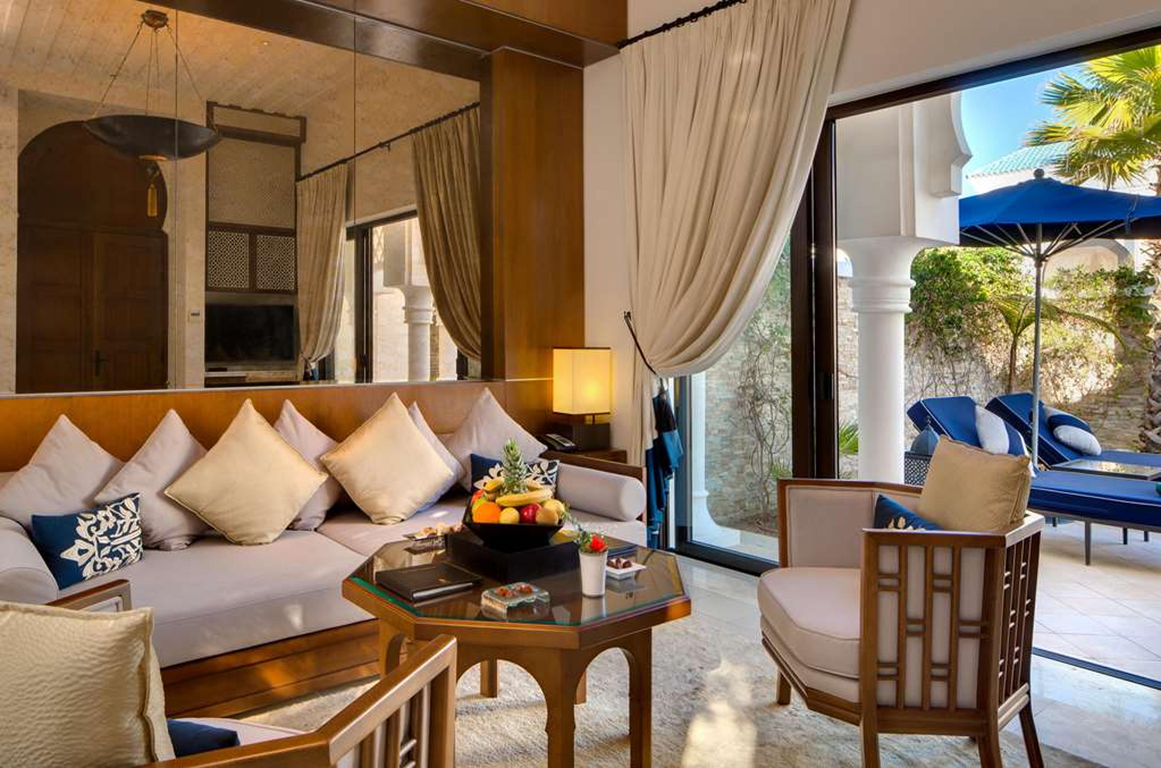 BANYAN TREE TAMOUDA BAY