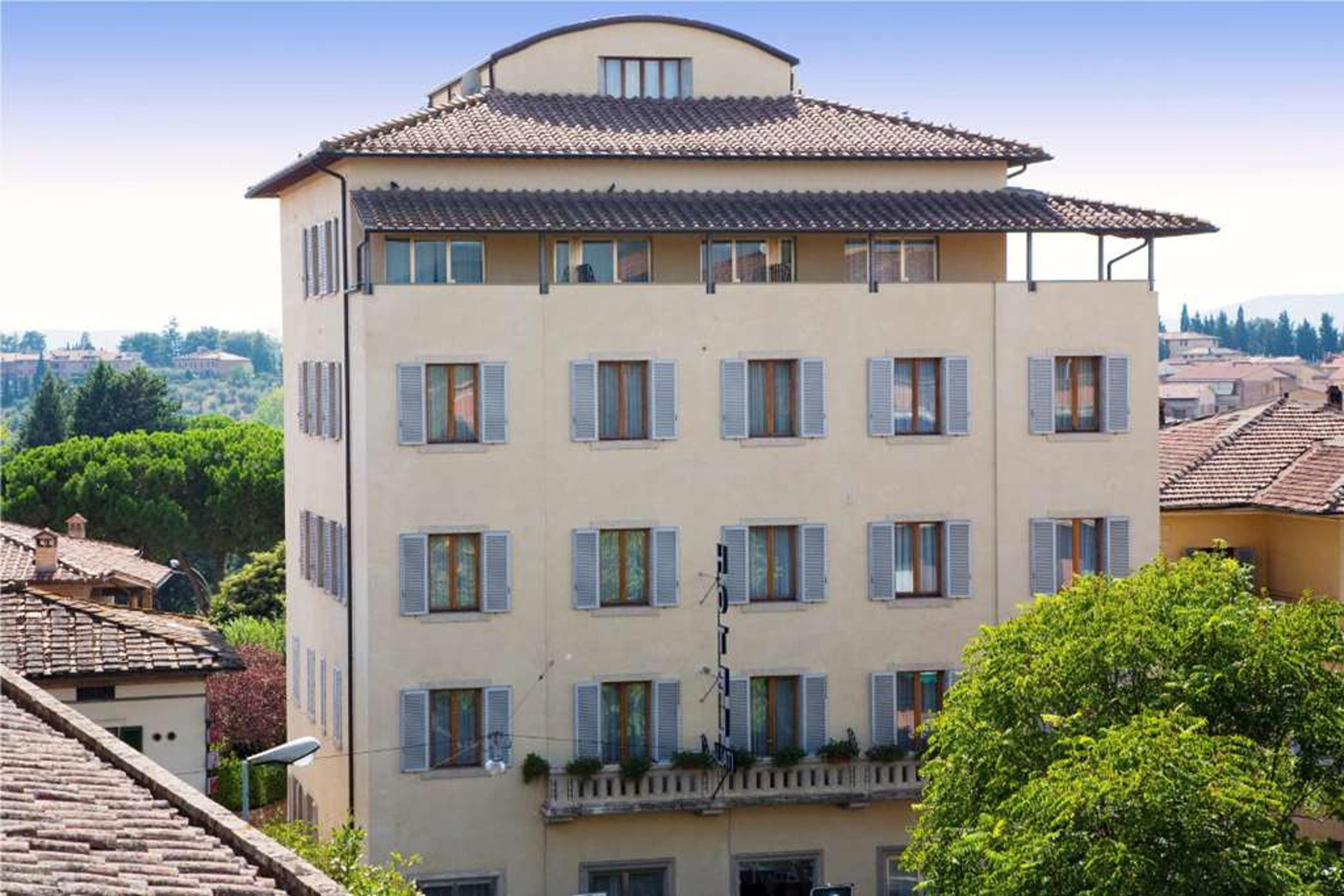 HOTEL ITALIA