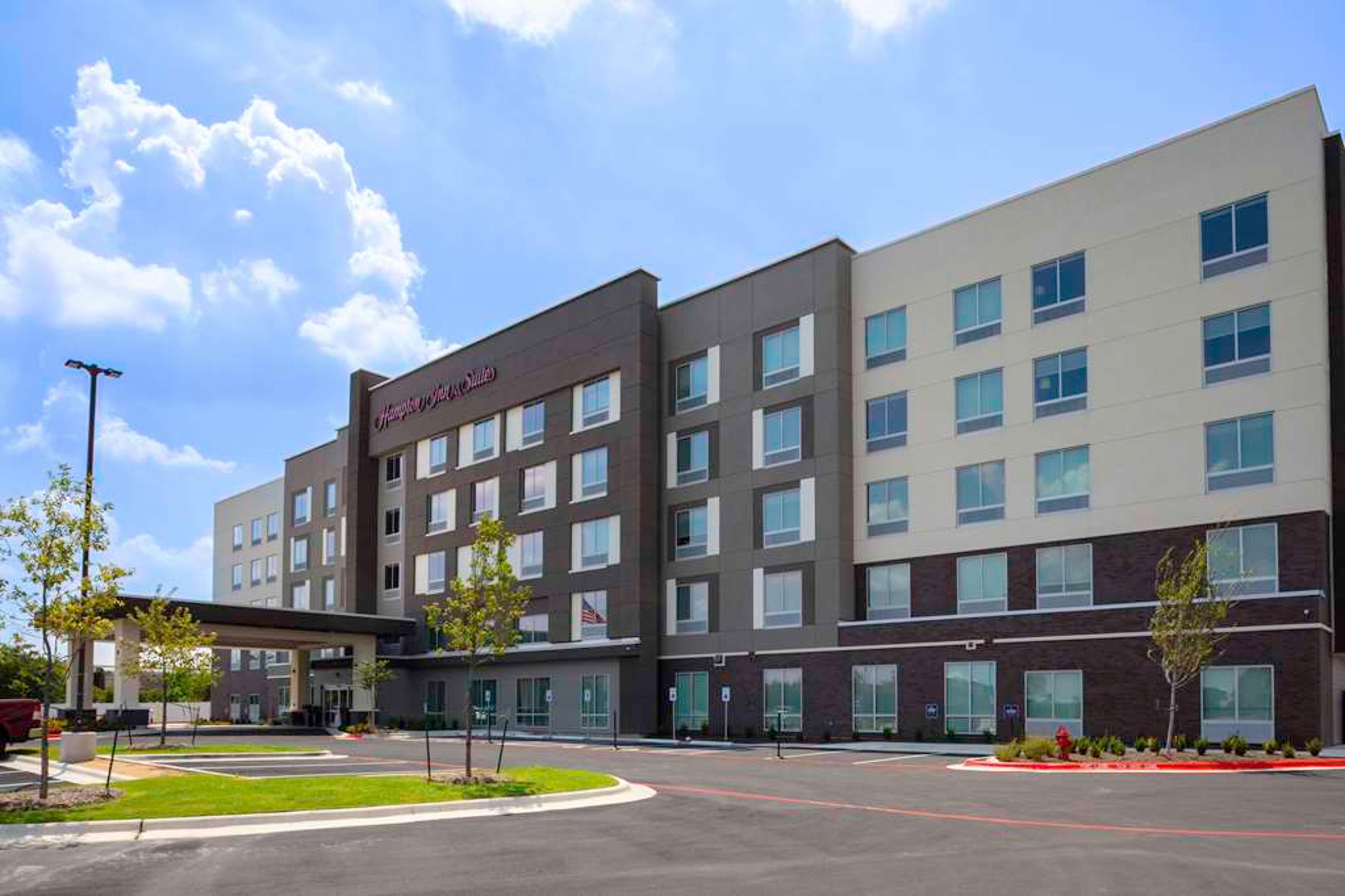 HAMPTON SUITES CEDAR PARK N AUSTIN