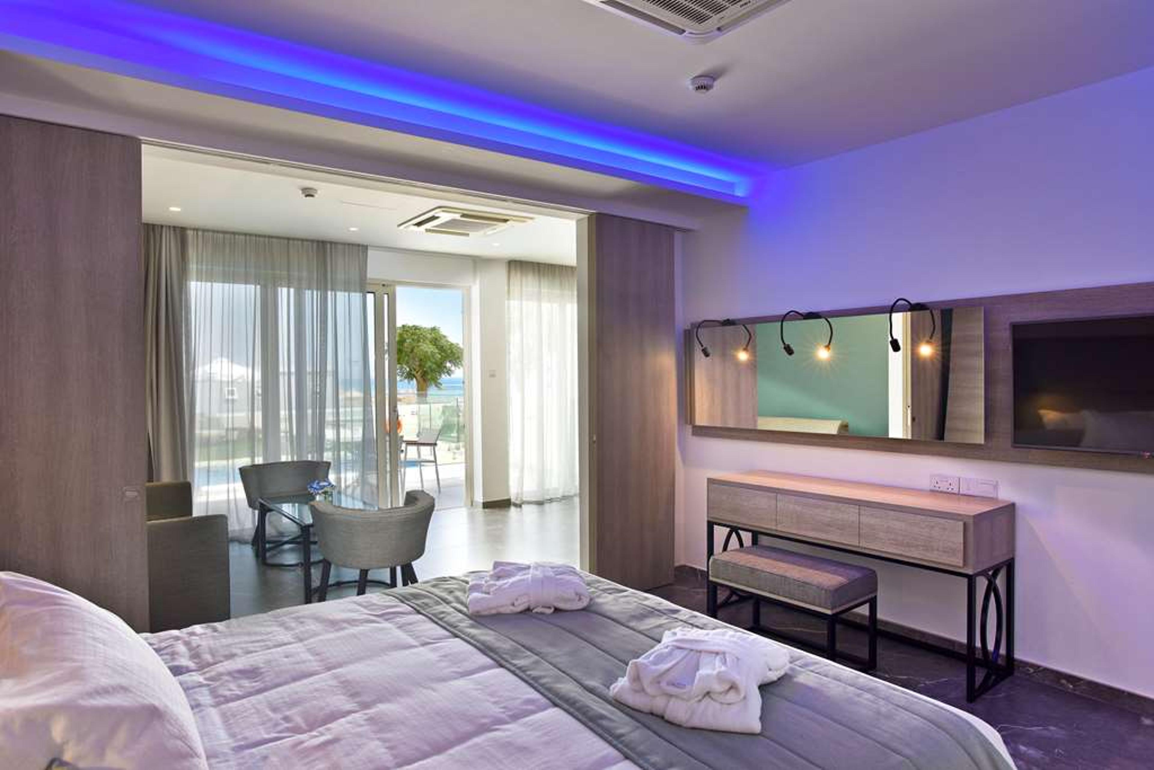 Pernera Beach Hotel